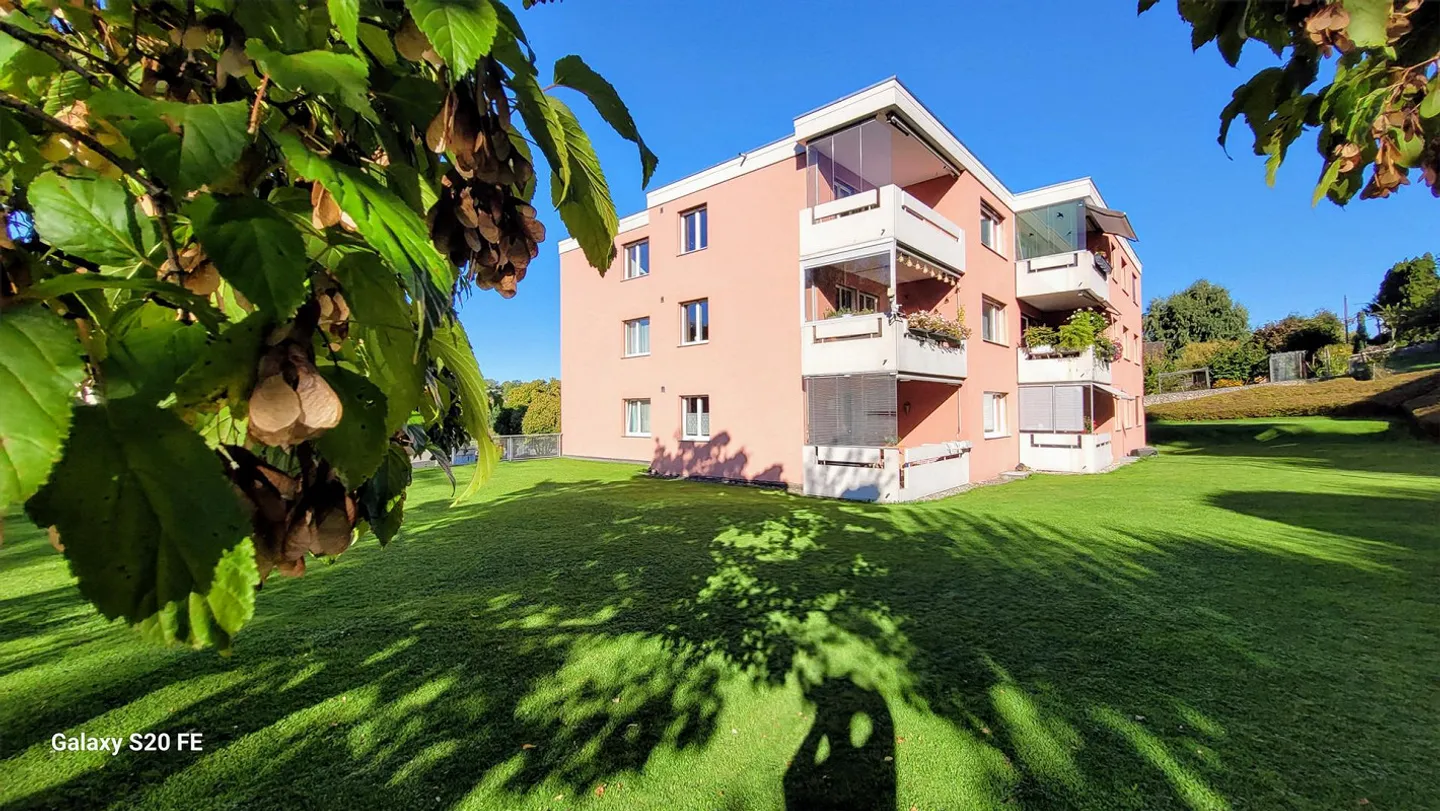 Oasi abitativa nel tranquillo villaggio di Buechen-Staad - Foto 1 di 26