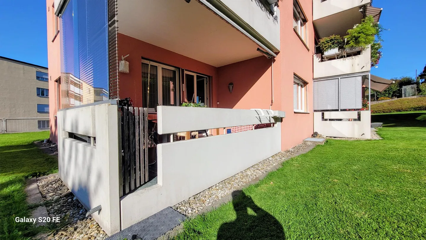 Oasi abitativa nel tranquillo villaggio di Buechen-Staad - Foto 4 di 26