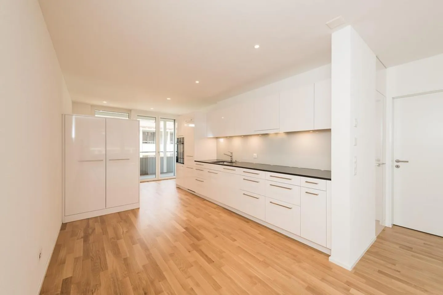 Vivere moderno nel bel Seuzach - Foto 3 di 6