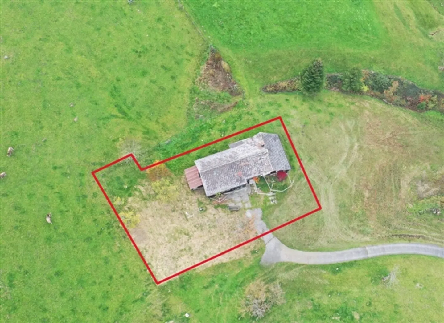 NEW BUILDING PROJECT IN IDYLLIC LOCATION - Photo 3 of 8