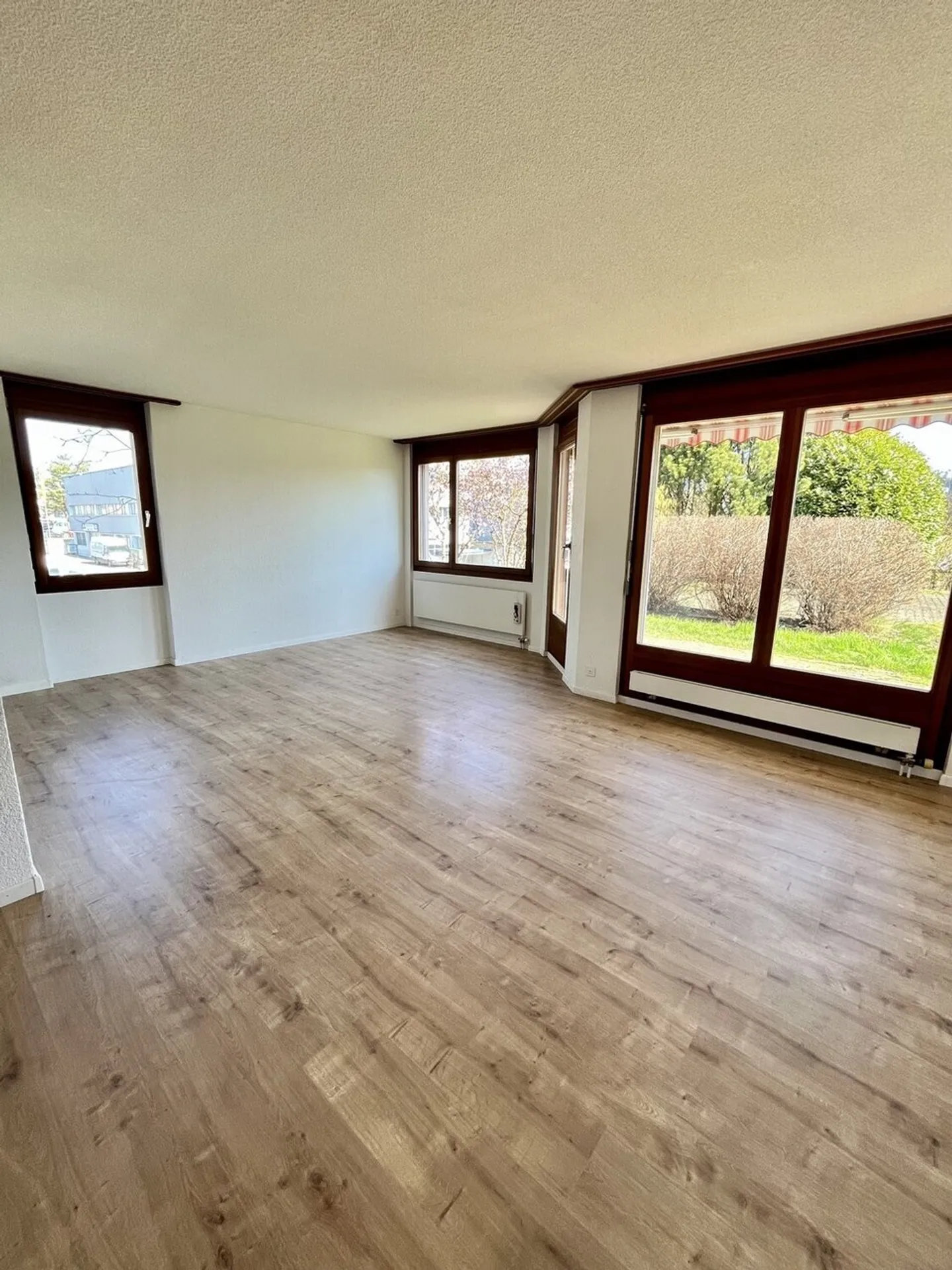 Appartamento spazioso al piano terra - Foto 4 di 8