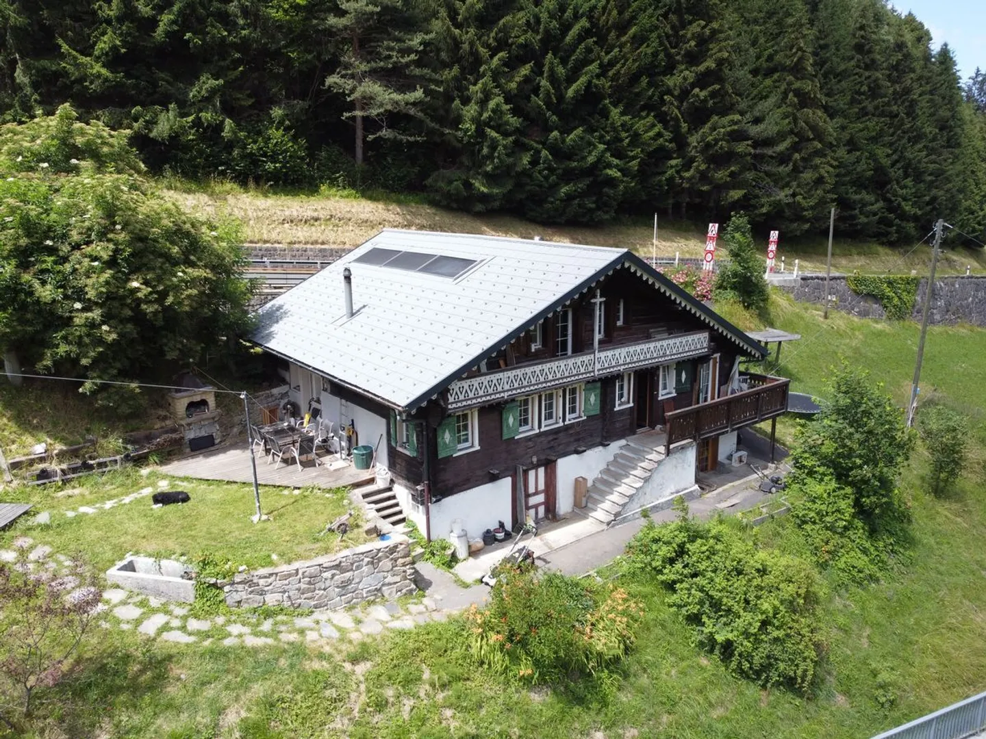 Splendido dominio a Val-d'Illiez - Foto 1 di 13