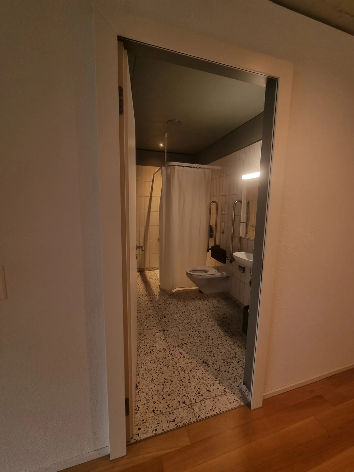 Helle 2.5-Zimmer Wohnung - Foto 6 von 6