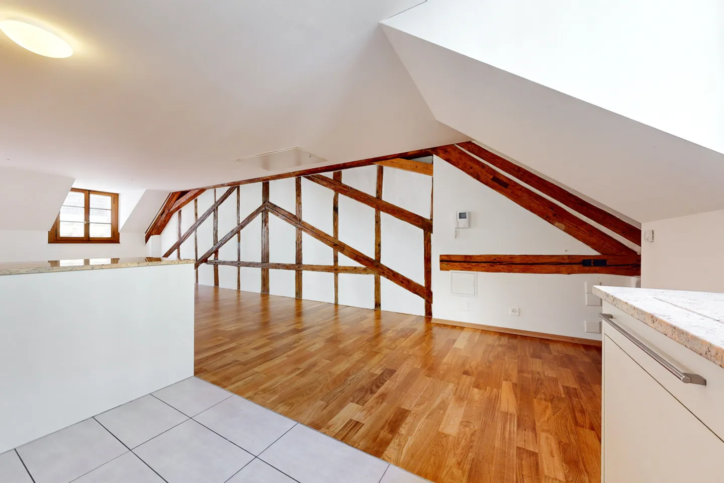Apartment in the center of Lausanne! - Photo 1 of 11