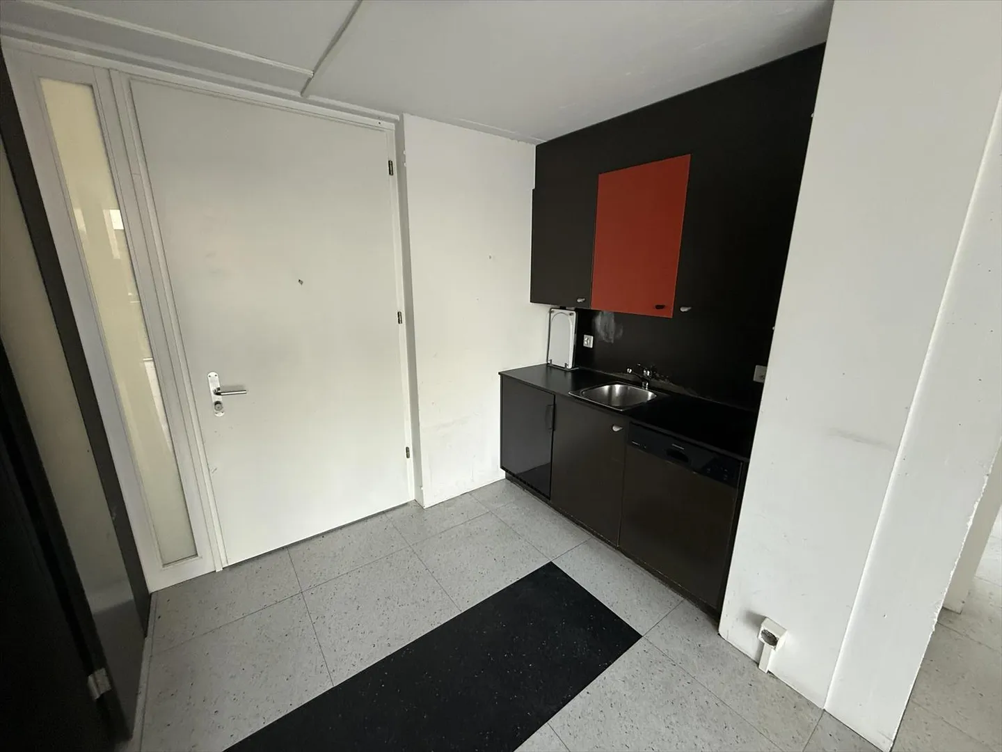 I vostri nuovi spazi di lavoro in una posizione privilegiata - nella residenza "Kappeli" - Foto 8 di 11