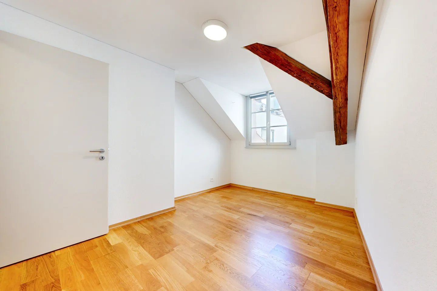 Apartment in the center of Lausanne! - Photo 6 of 11