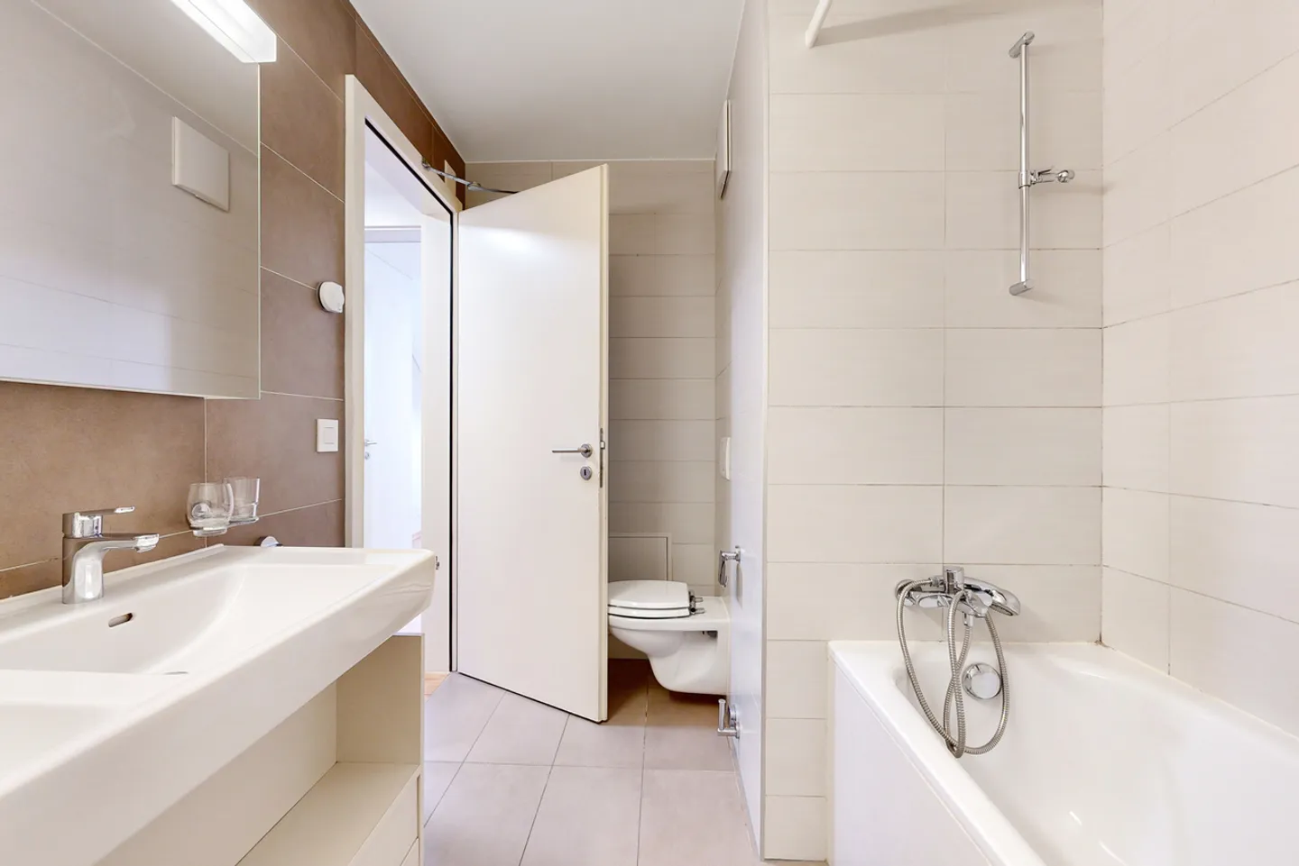 Apartment in the center of Lausanne! - Photo 9 of 11