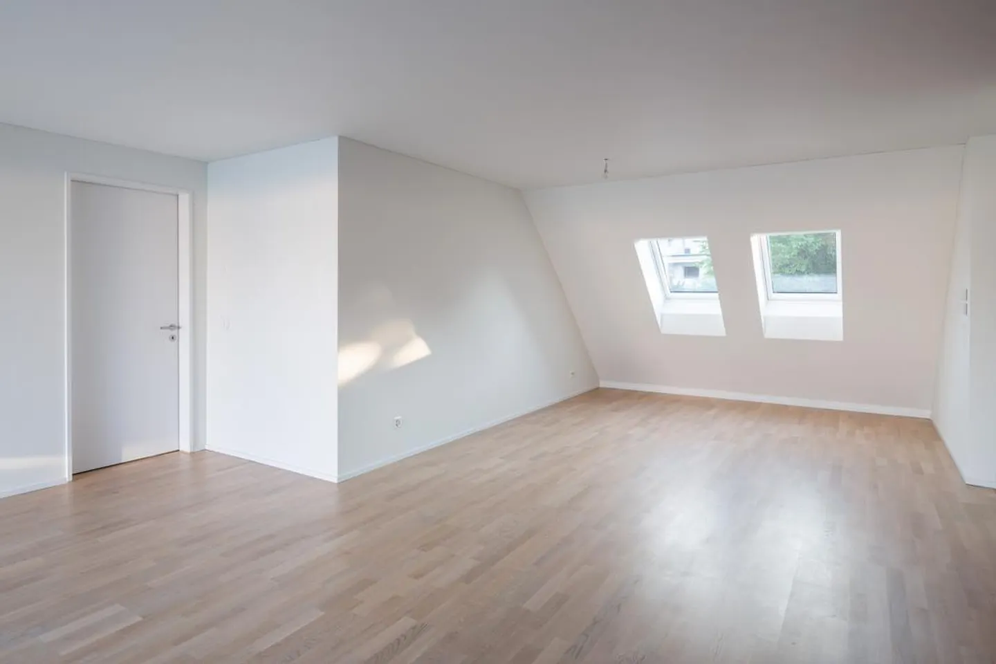 Attico attraente di 2,5 stanze in posizione esclusiva - Foto 8 di 11
