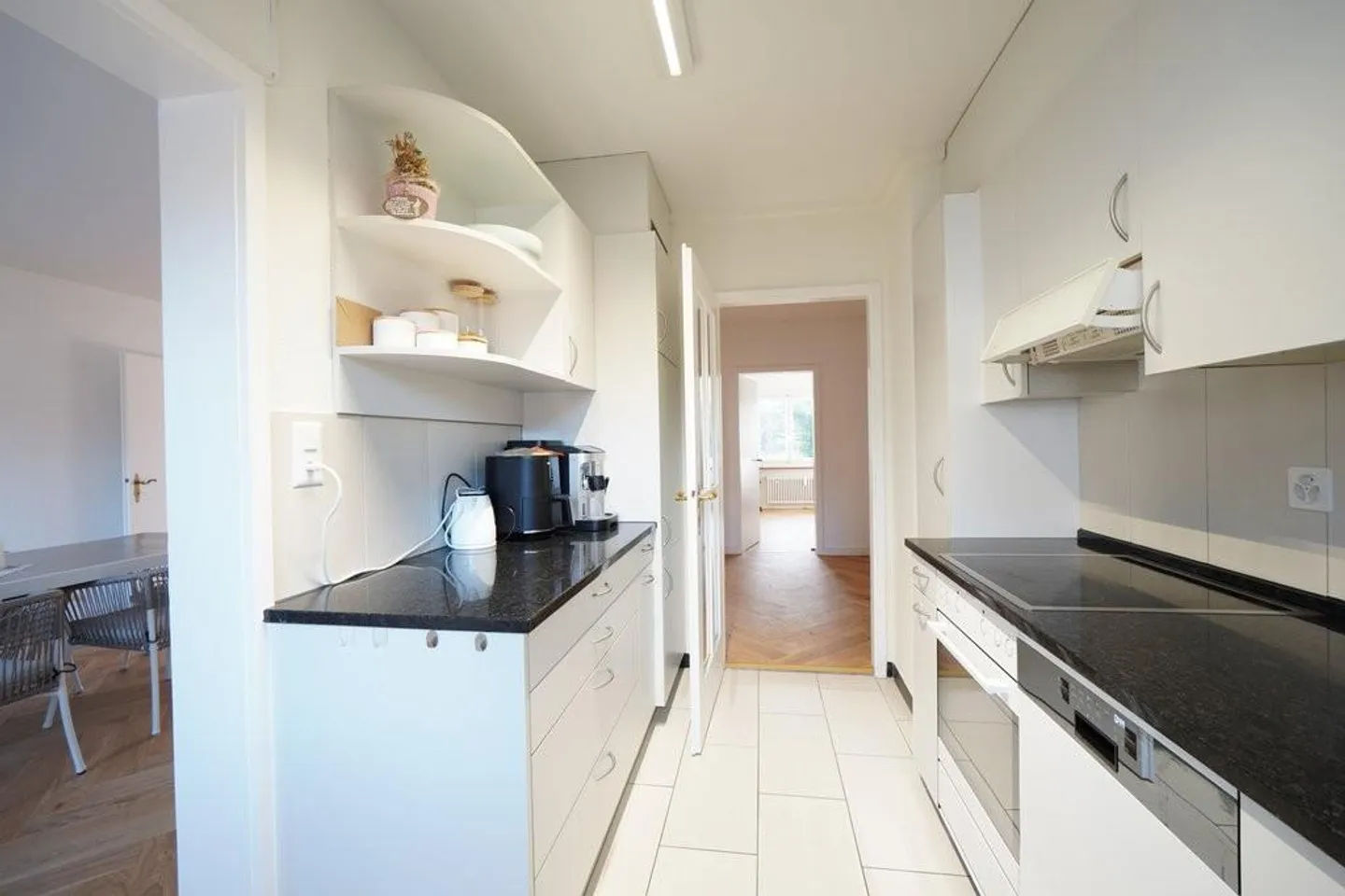 Charming apartment on Bruderholz - Photo 5 of 12