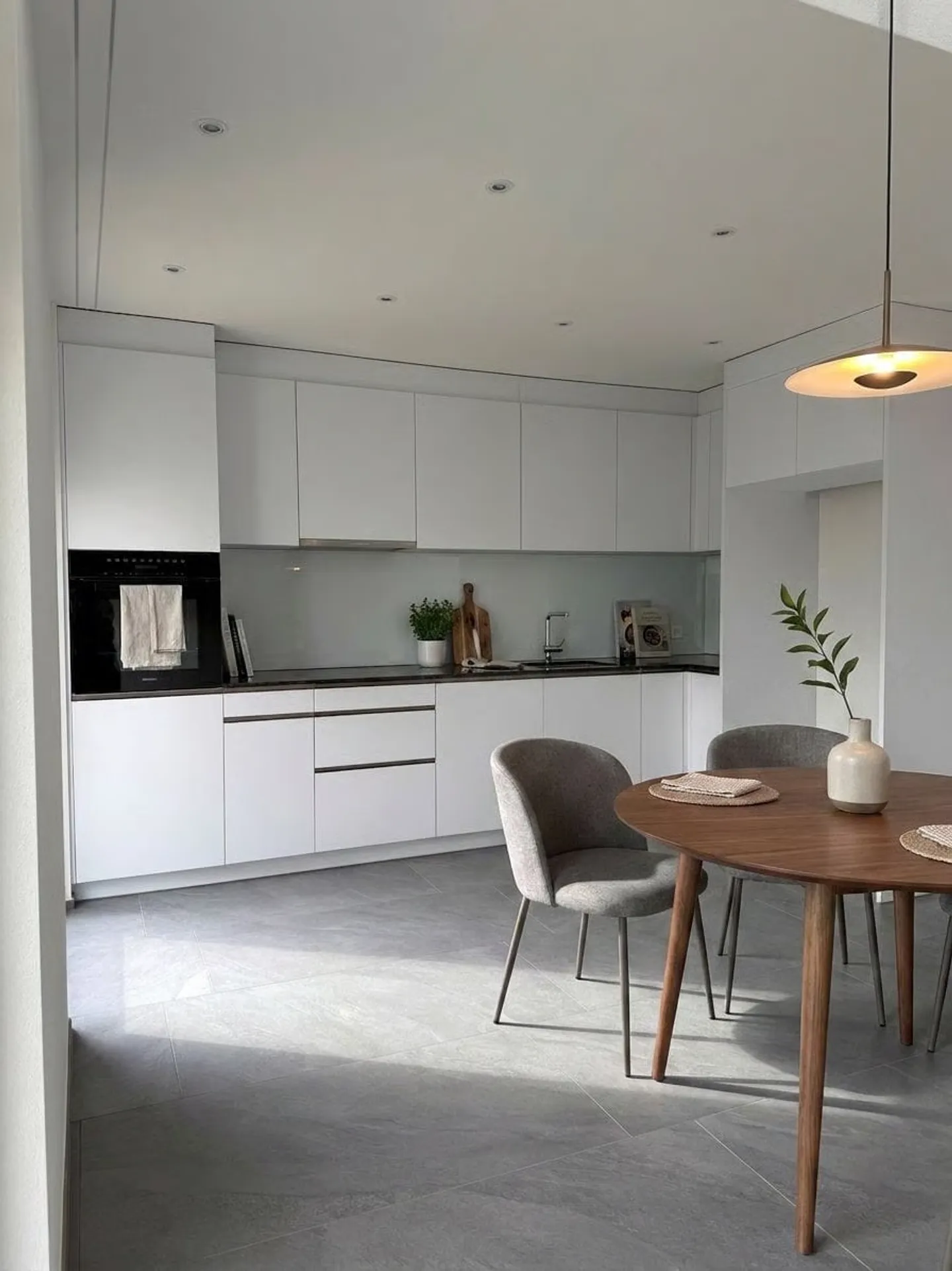 4.5-Room Terrace House with Gallery in Däniken - New Construction - Photo 3 of 8