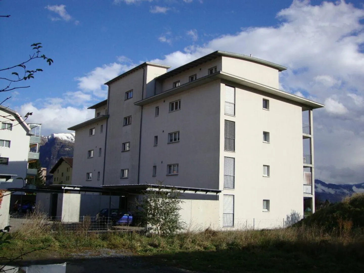 Cozy 2.5-room apartment in a sunny location - Photo 1 of 7