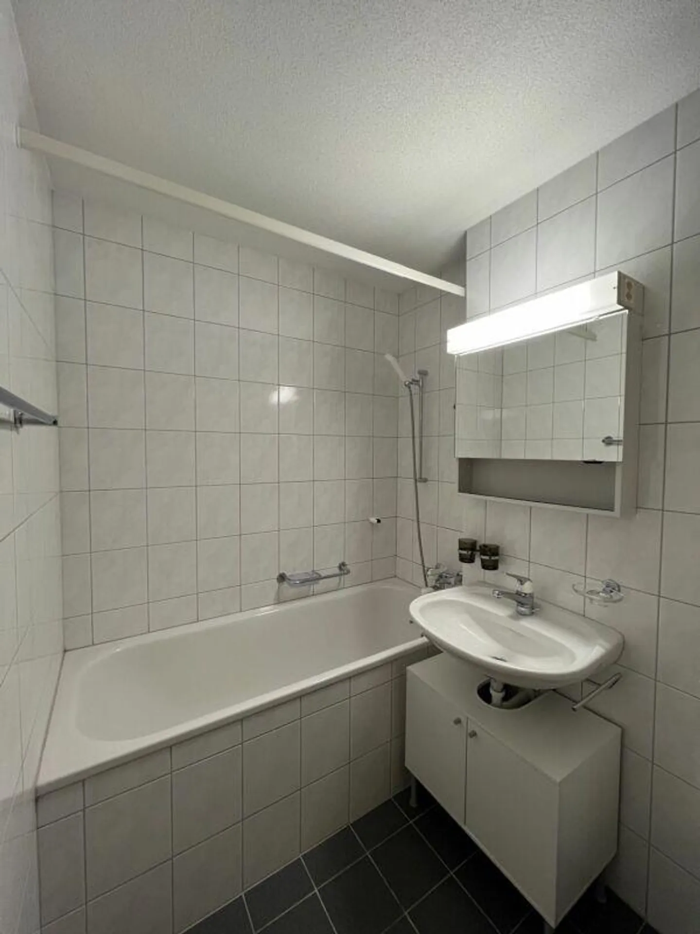 Cozy 2.5-room apartment in a sunny location - Photo 6 of 7