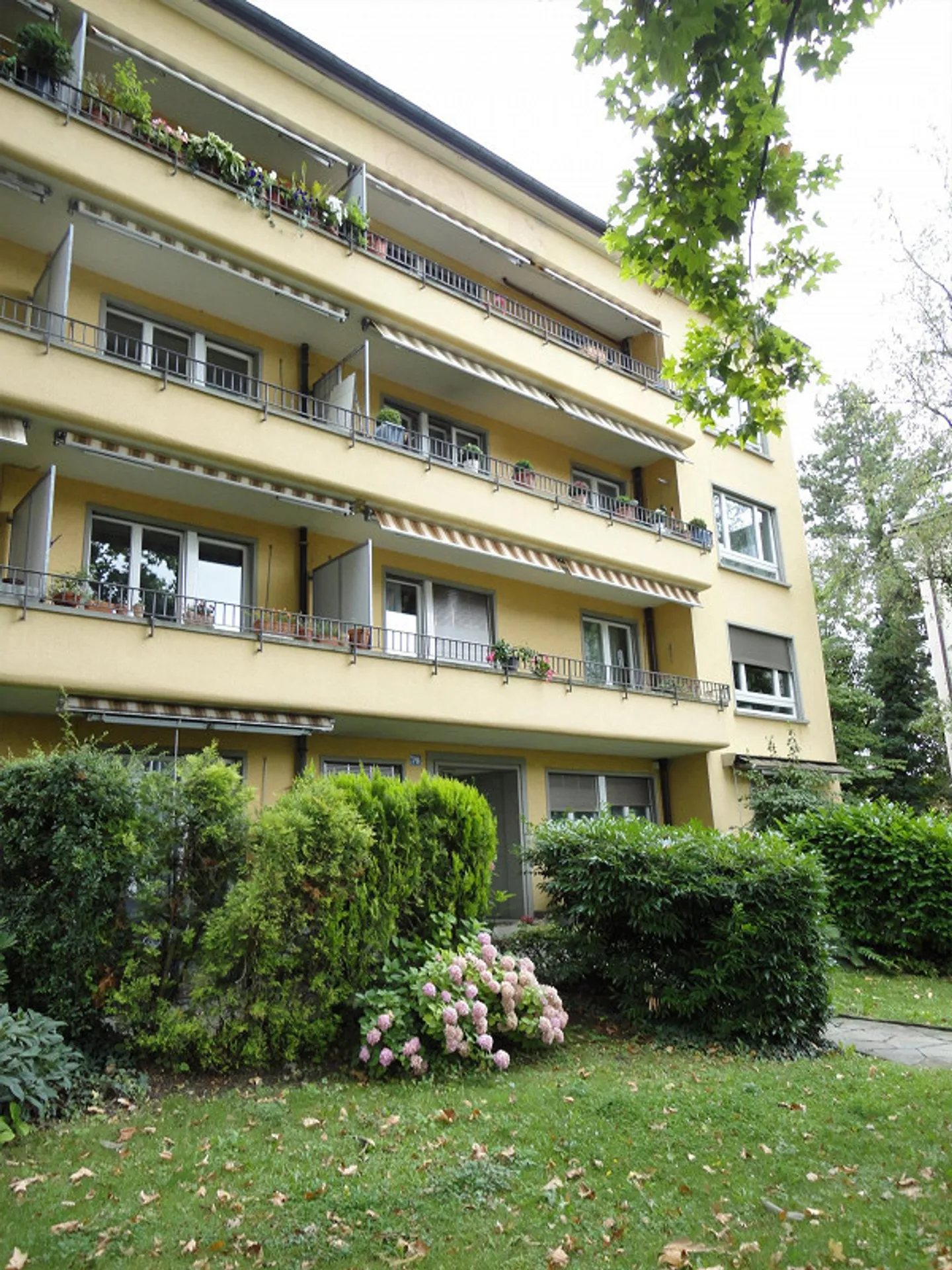 Magazzino a Zurigo - Foto 1 di 3