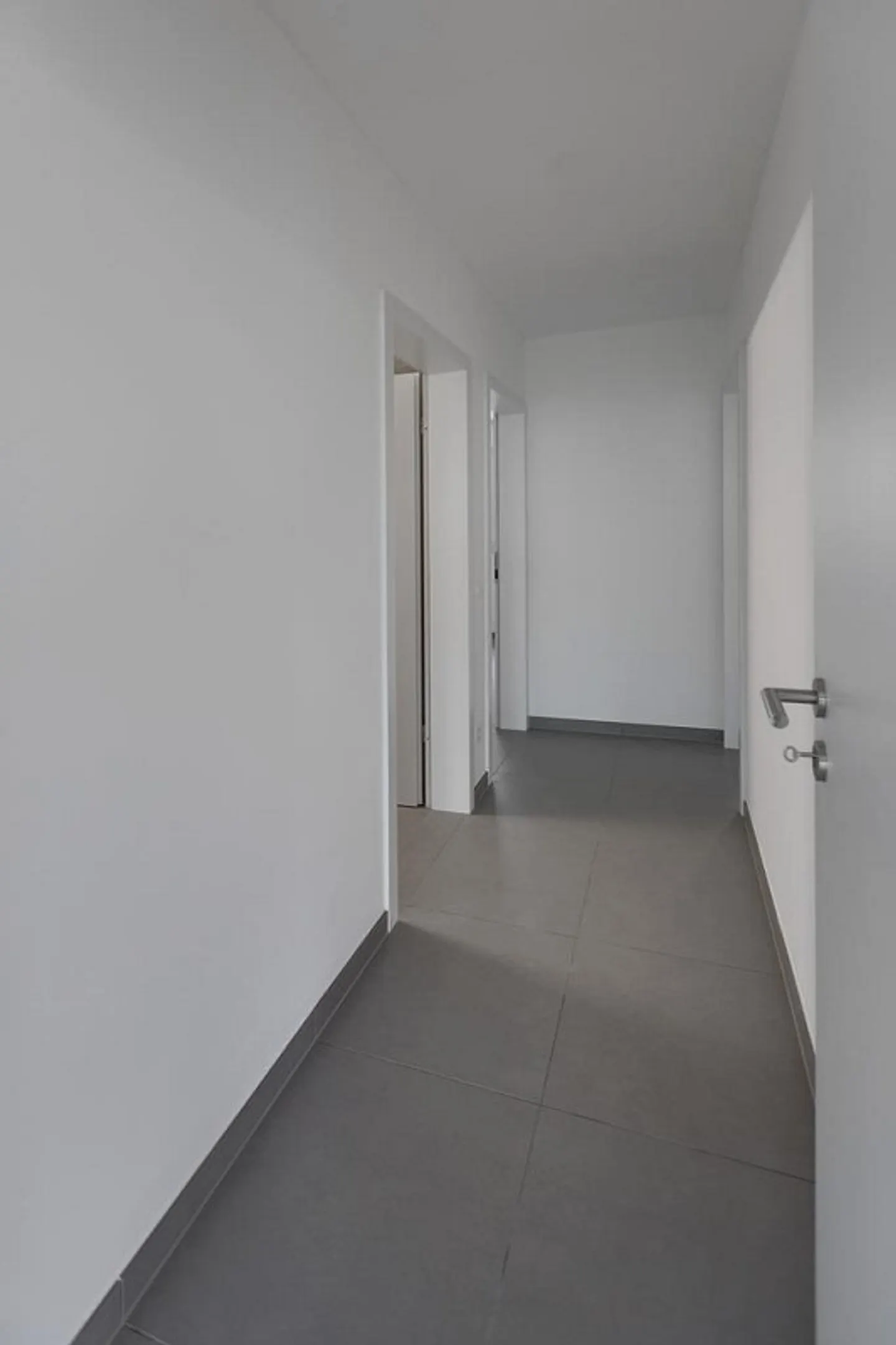 Open view, modern finishes and all services at hand - Photo 8 of 8