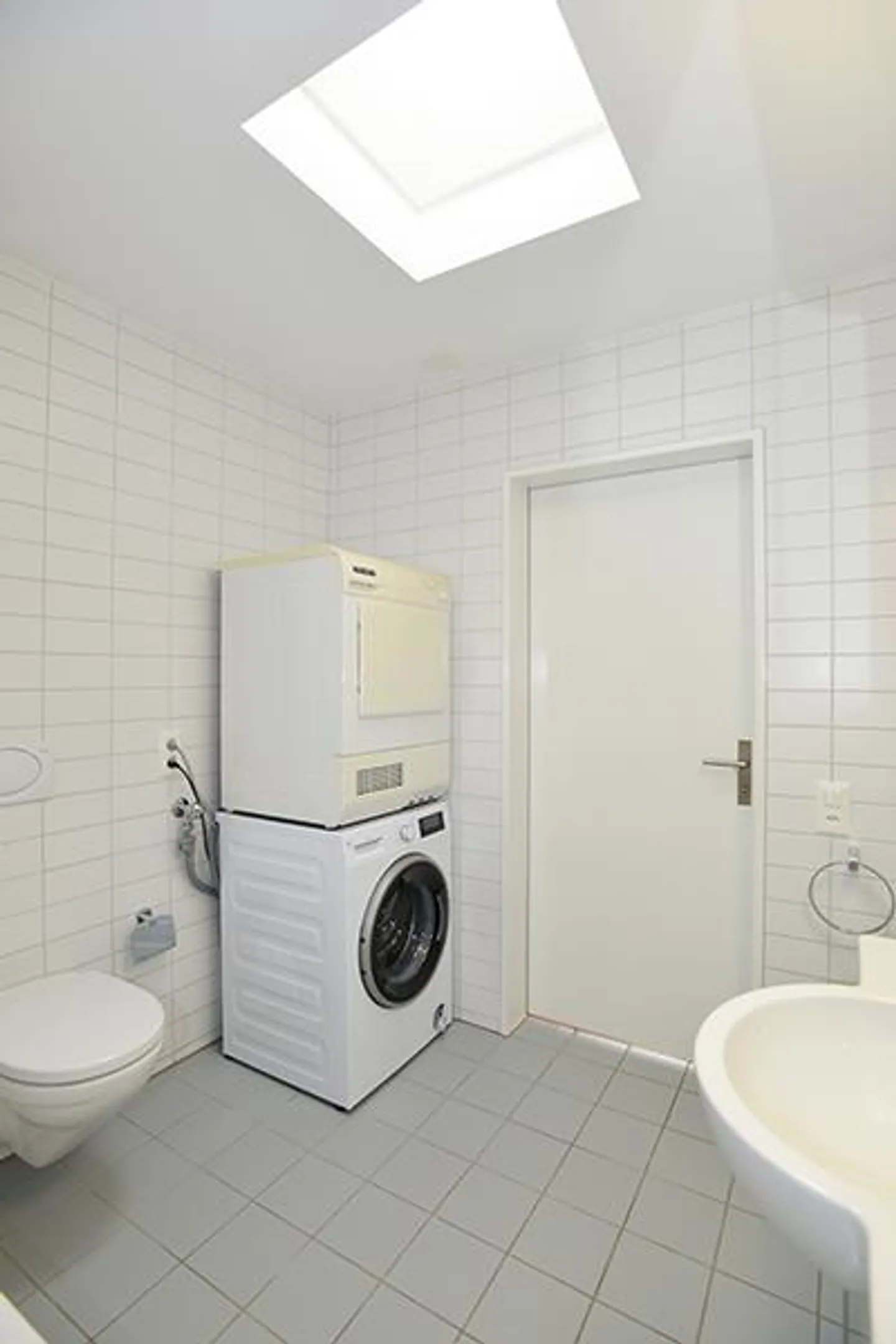 Stylische Attika-Wohnung in Volketswil - Foto 6 von 13