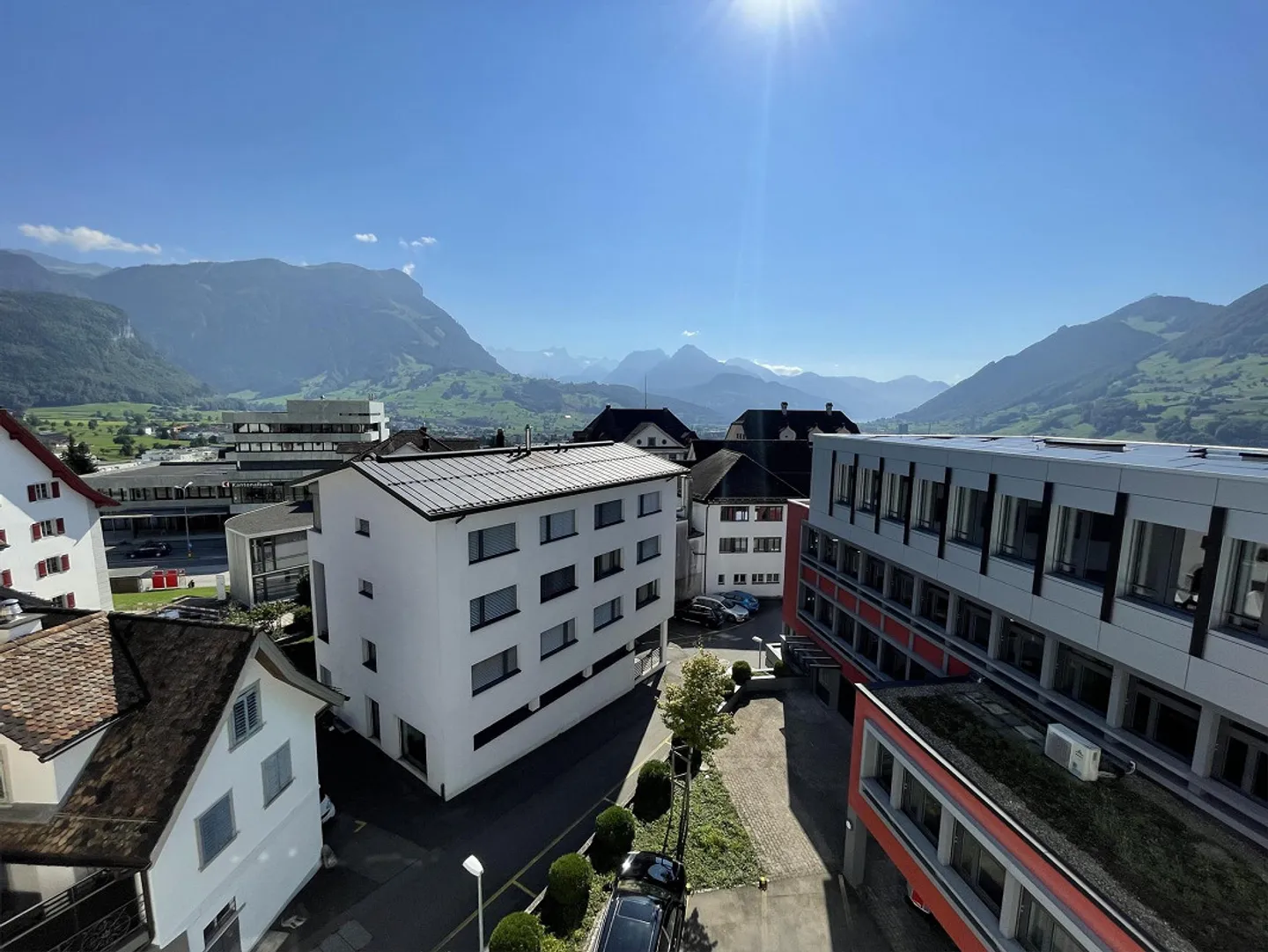 3.5-room maisonette apartment (limited until September 2027) - Photo 5 of 17