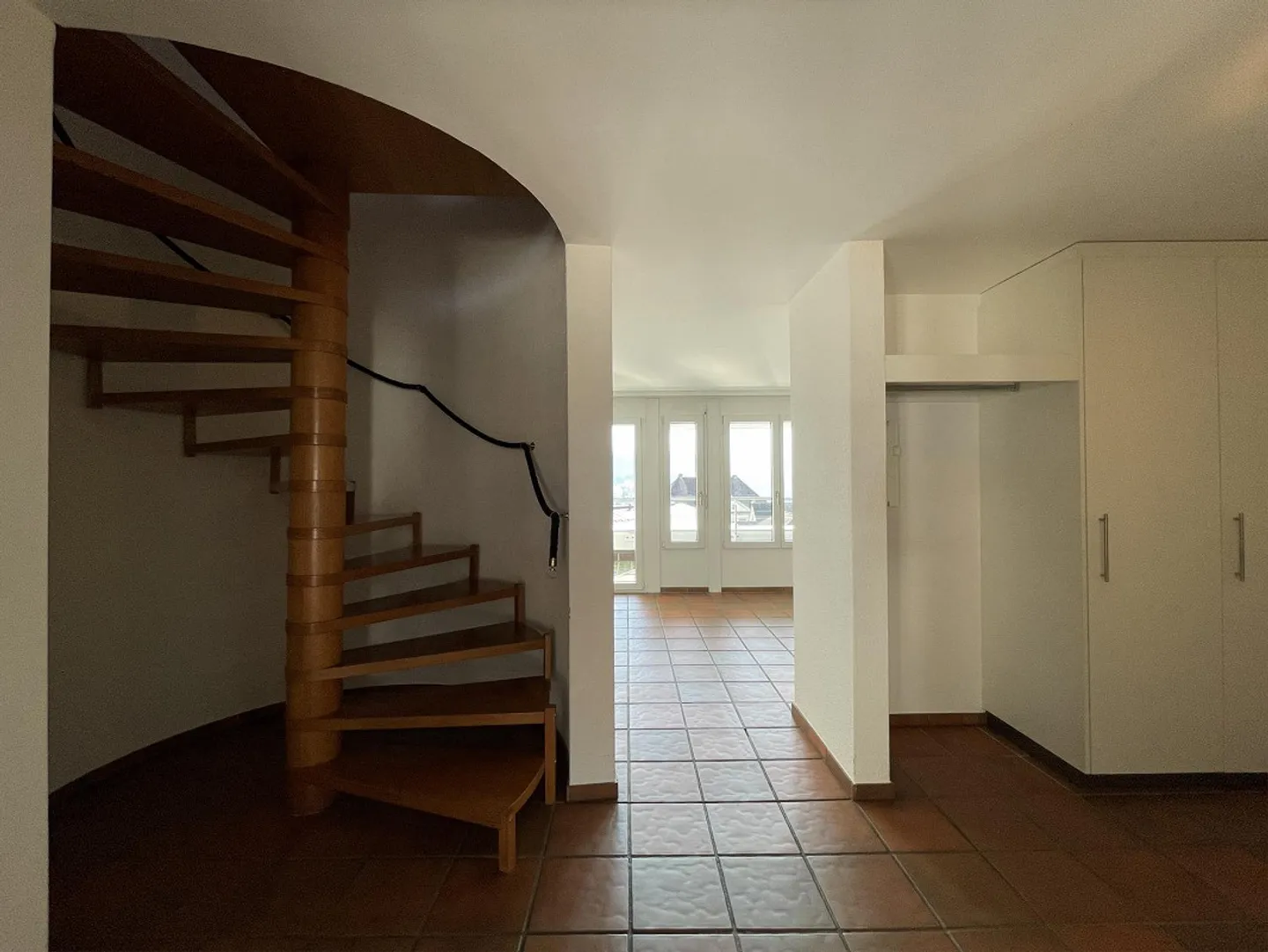 3.5-room maisonette apartment (limited until September 2027) - Photo 10 of 17