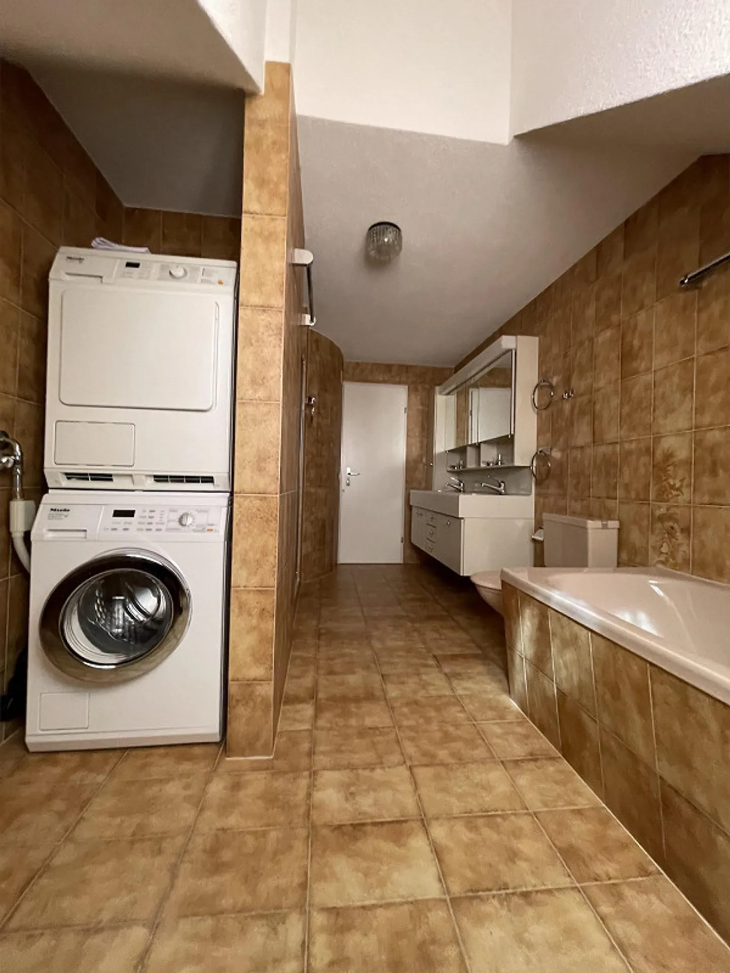 3.5-room maisonette apartment (limited until September 2027) - Photo 11 of 17