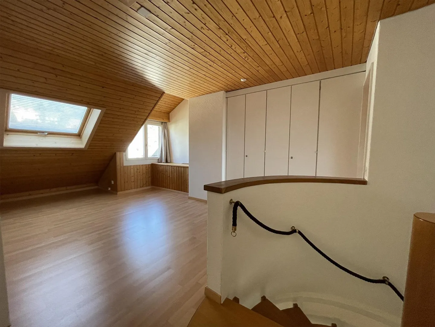 3.5-room maisonette apartment (limited until September 2027) - Photo 14 of 17