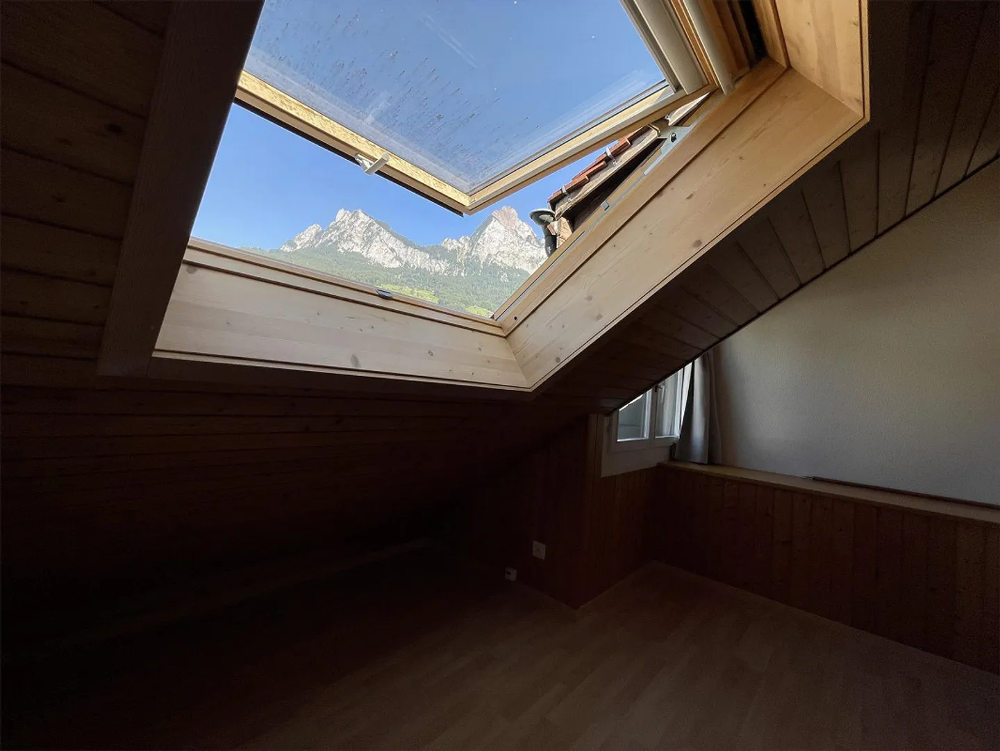 3.5-room maisonette apartment (limited until September 2027) - Photo 15 of 17