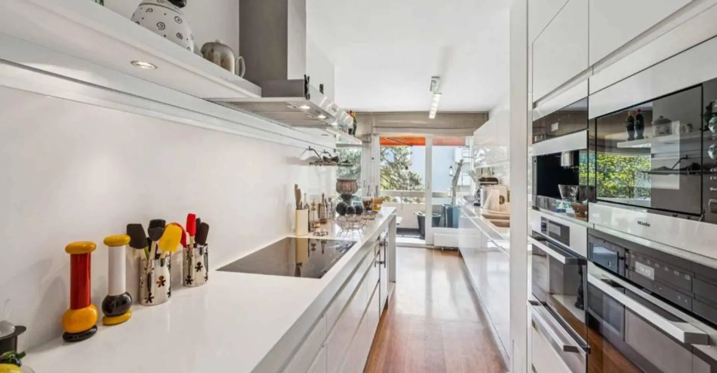 Exclusive! Beautiful cross-through apartment on a high floor - Photo 5 of 10