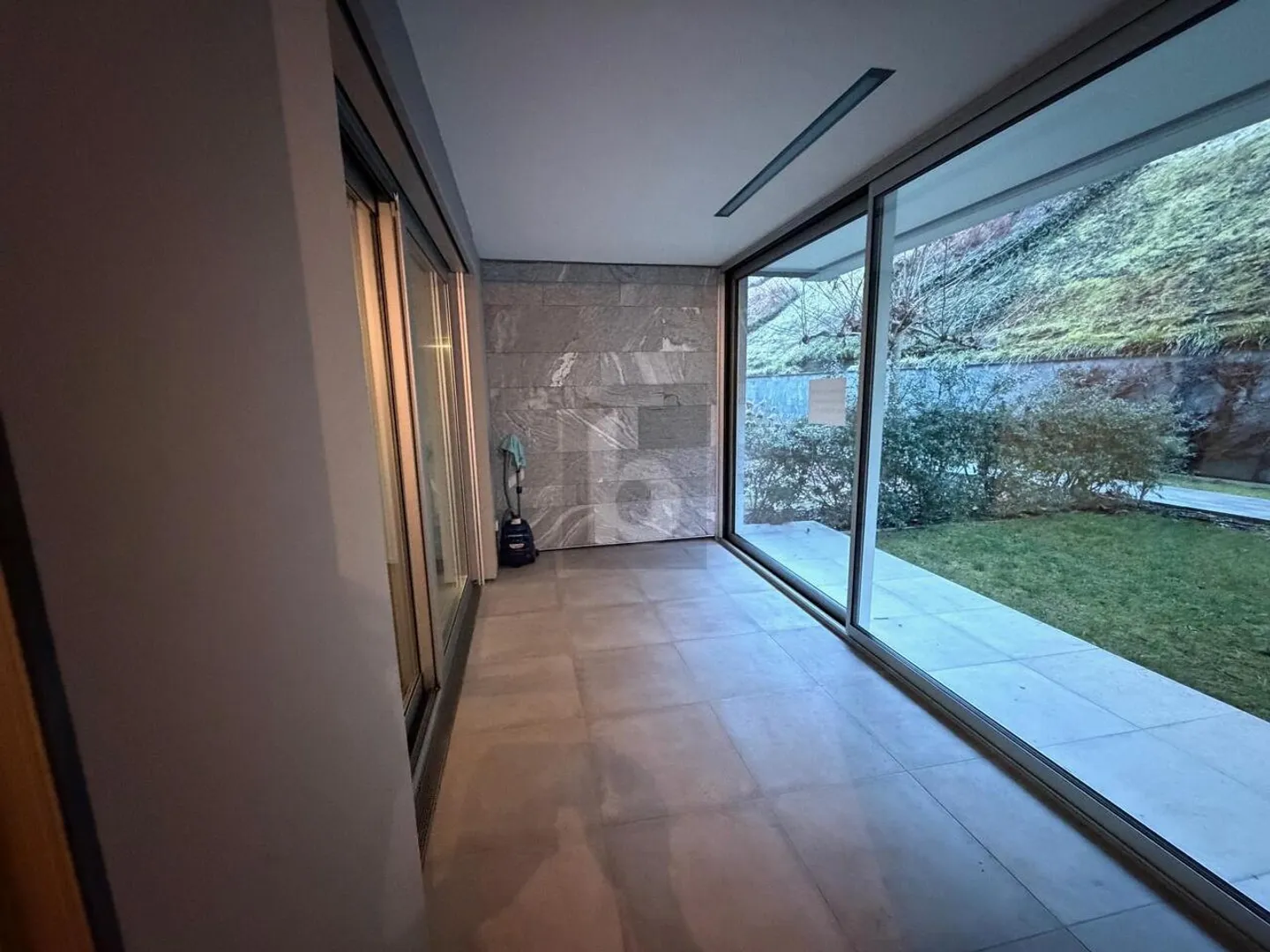 Luxuriöses Apartment mit Seeblick - Foto 5 von 6