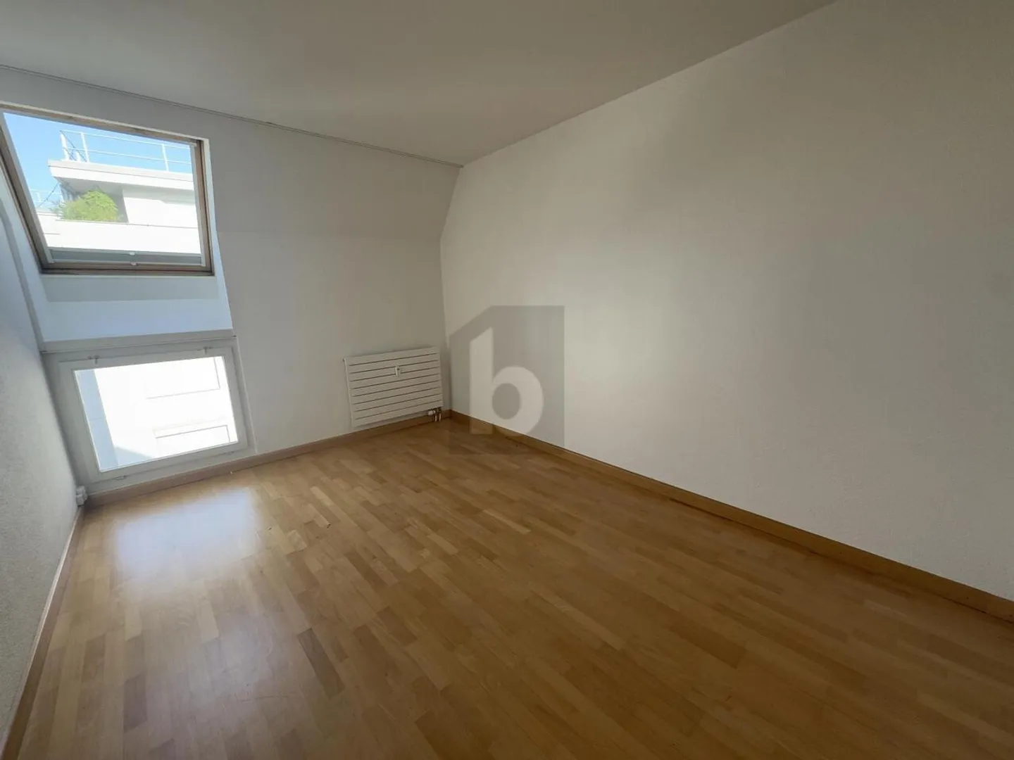 CENTRAL, NEAR RHINE WITH BALCONY - Photo 5 of 6