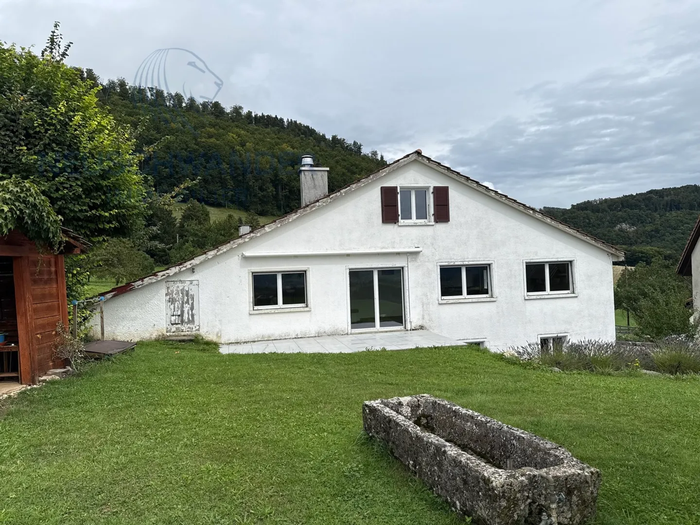 Immeuble résidentiel 10 pièces - Photo 3 sur 23