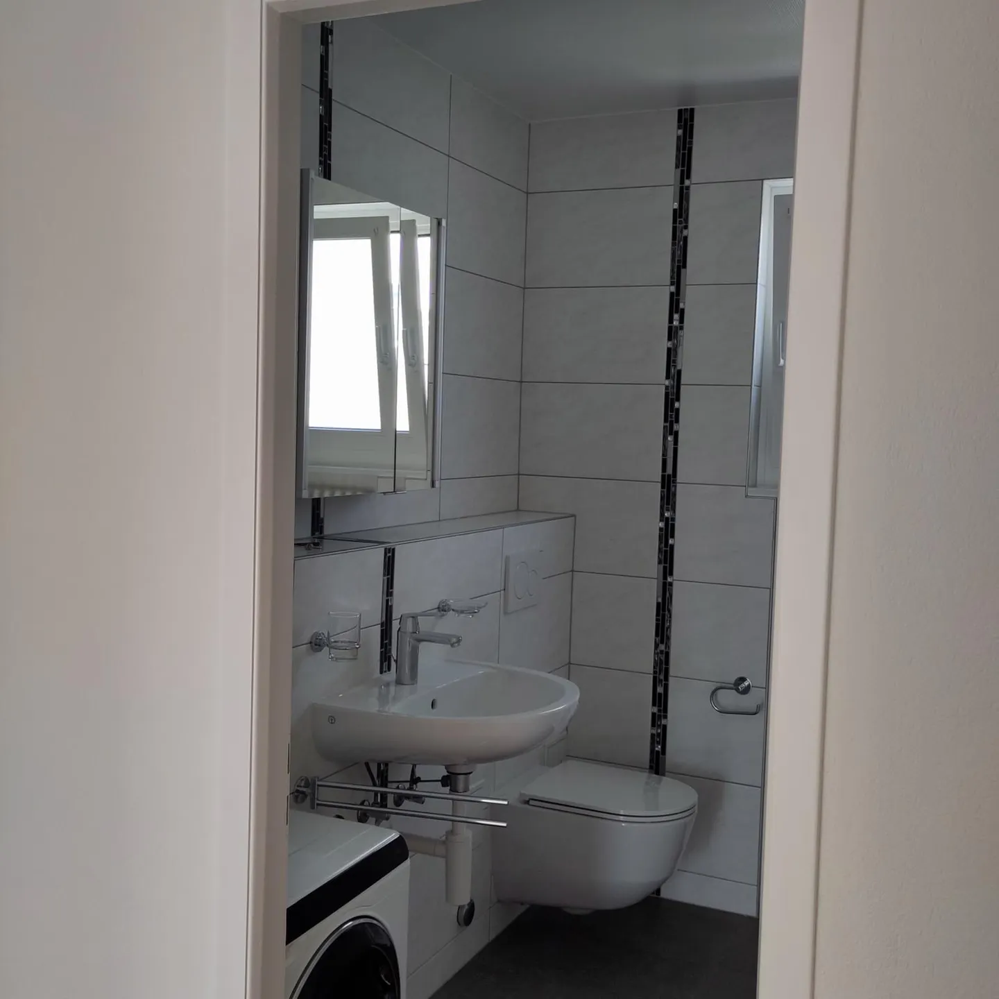 Charming Apartment in Perroy - Photo 3 of 5