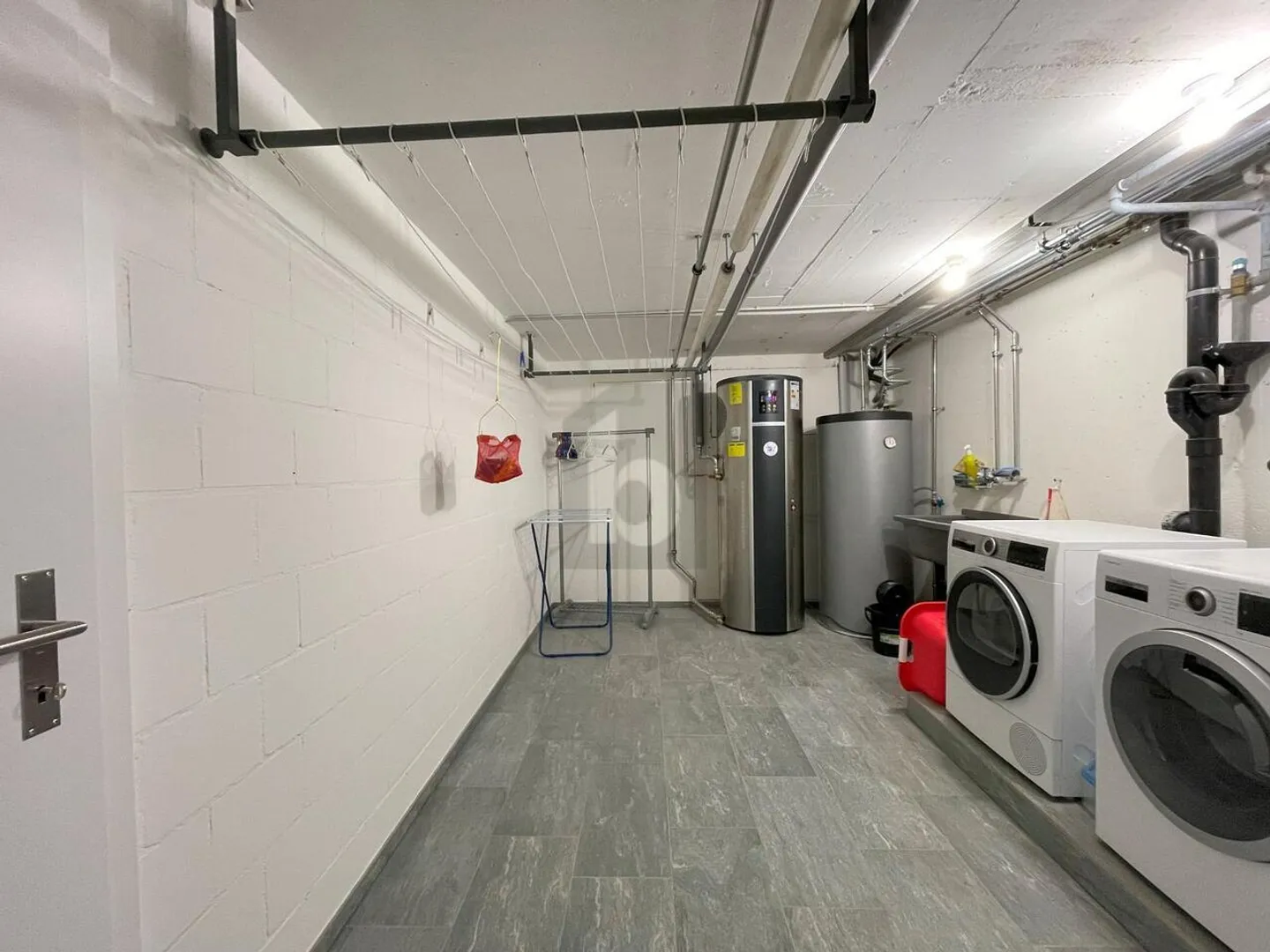 Charmante Wohnung mit Pool - Foto 5 von 6