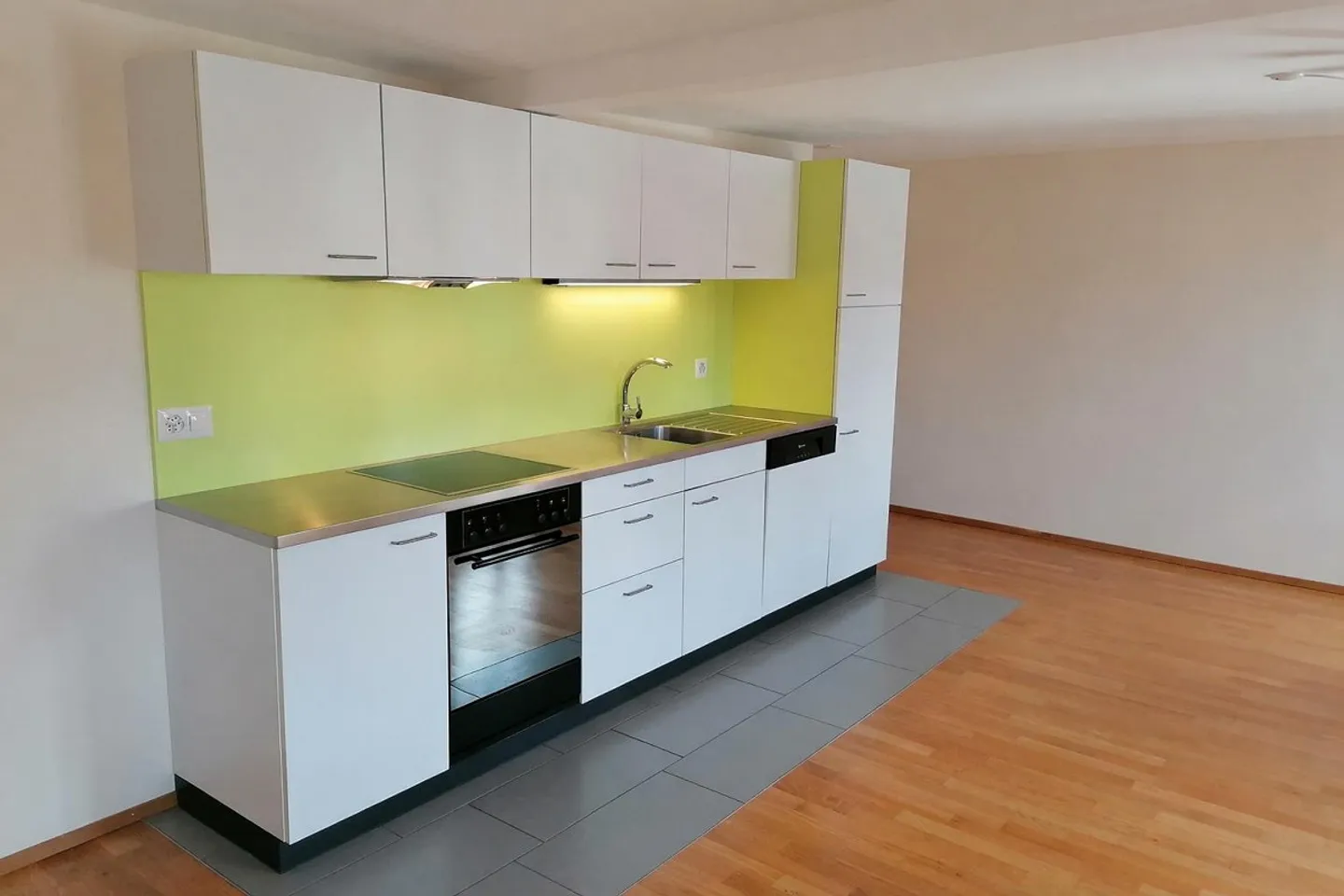 Appartamento 2.5 locali con soffitta a Sissach - Foto 1 di 13
