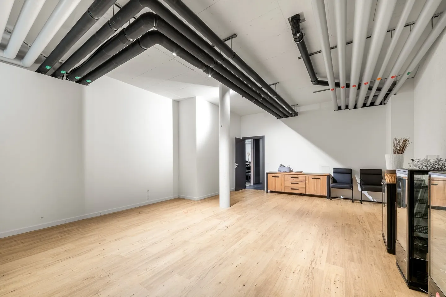 Office space for rent - Photo 12 of 12