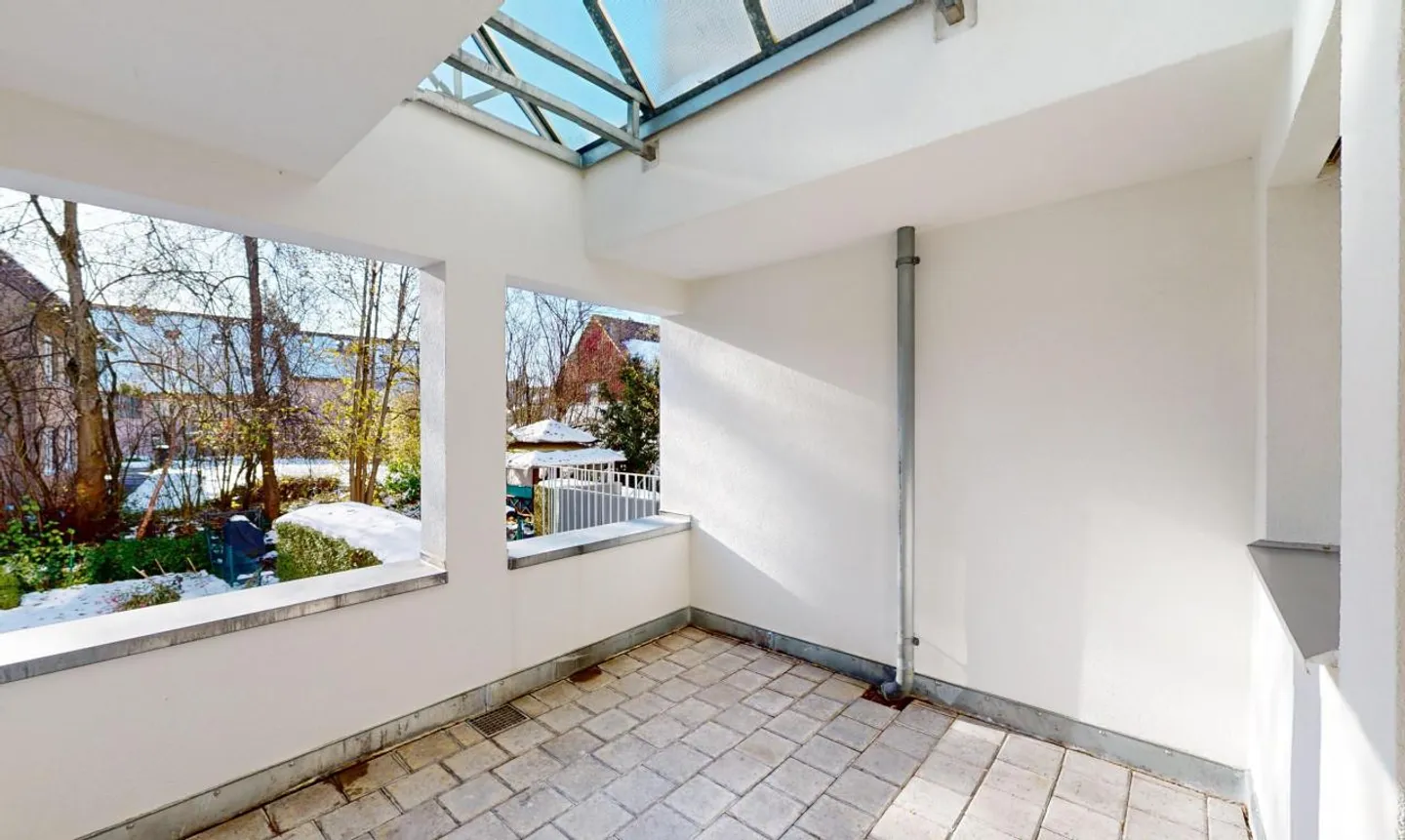 Maisonette de 4,5 pièces située au calme avec terrasse sur le toit à Bonstetten - Photo 7 sur 13