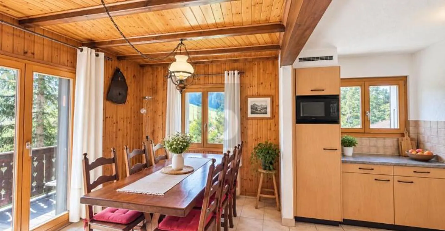 HEART OF THE PORTES DU SOLEIL, MAGNIFICENT WITH SAUNA - Photo 2 of 5