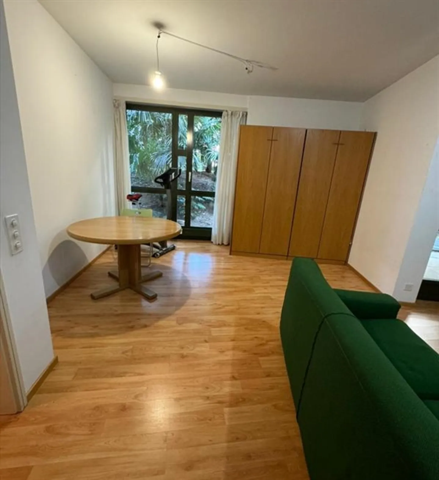 ampio appartamento di 2.5 locali con posteggio coperto a Lugano - quartiere Molino Nuovo - Foto 1 di 12