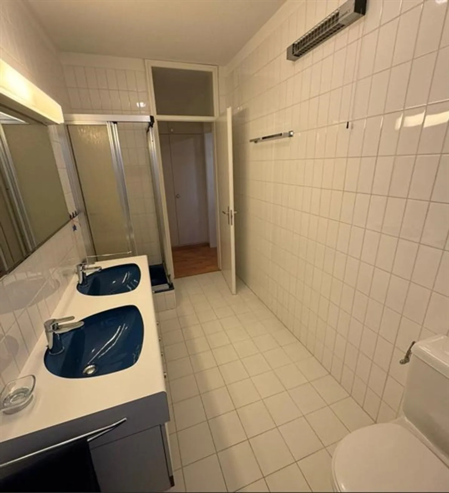 ampio appartamento di 2.5 locali con posteggio coperto a Lugano - quartiere Molino Nuovo - Foto 7 di 12