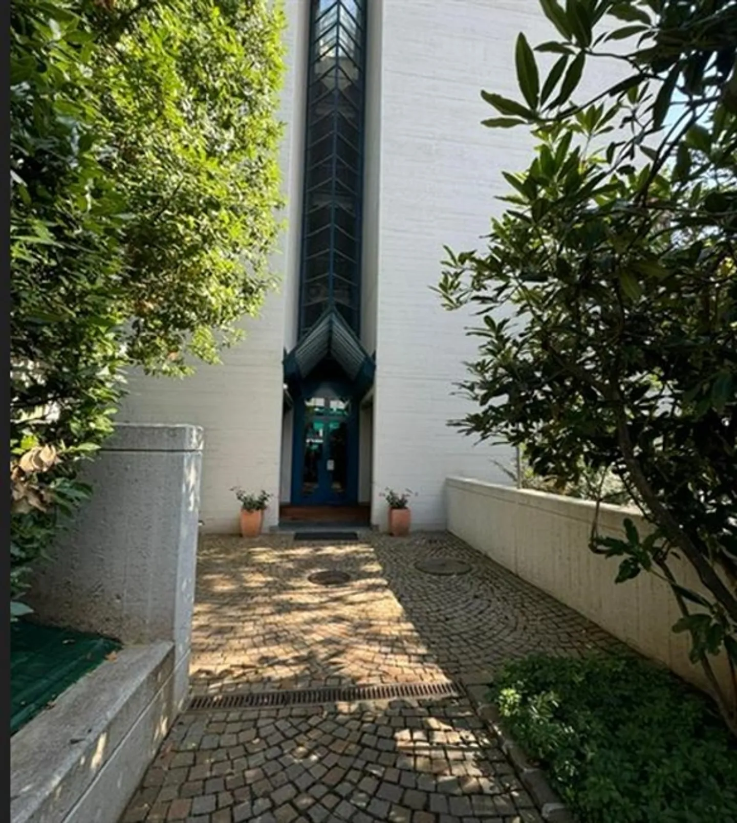 ampio appartamento di 2.5 locali con posteggio coperto a Lugano - quartiere Molino Nuovo - Foto 11 di 12