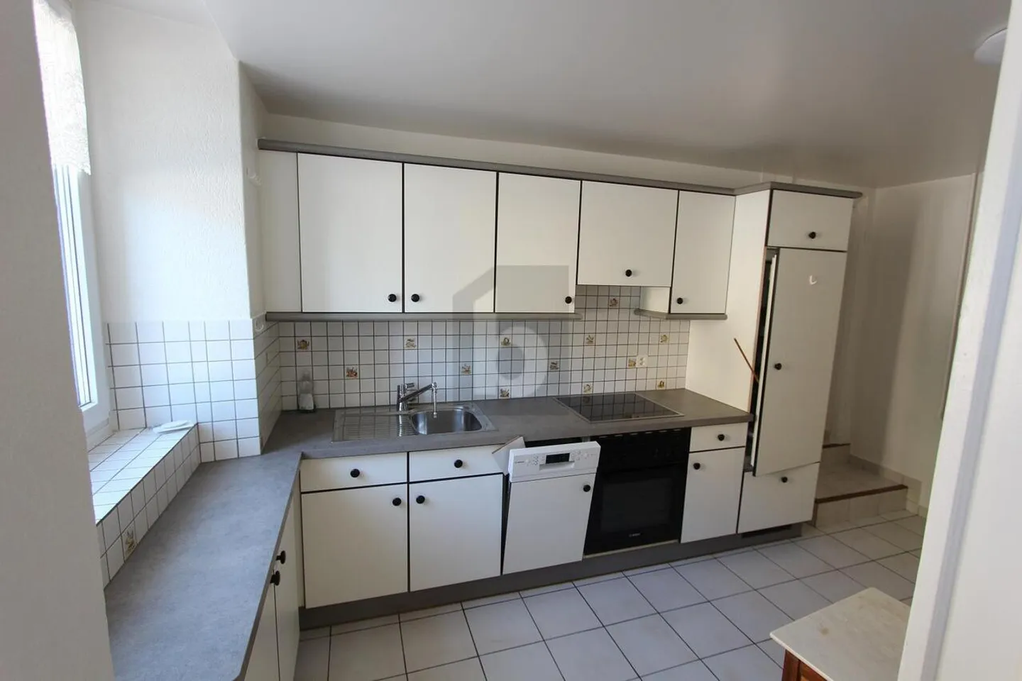 RENOVIERT MIT PRIVATER TERRASSE - Foto 2 von 6