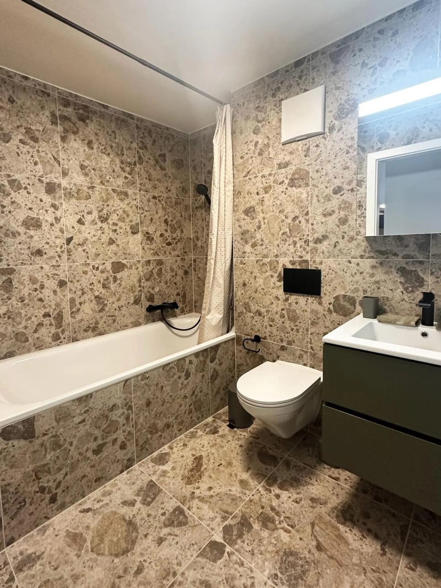 Magnifico appartamento arredato - Foto 8 di 8