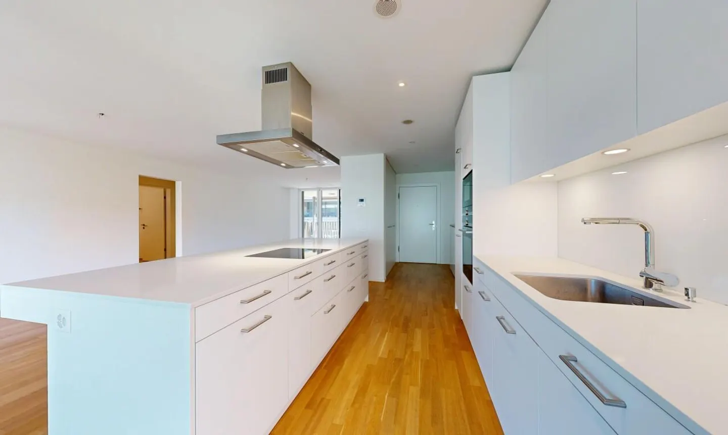 Appartement spacieux de 4,5 pièces avec 2 balcons à Lenzburg - Photo 3 sur 11