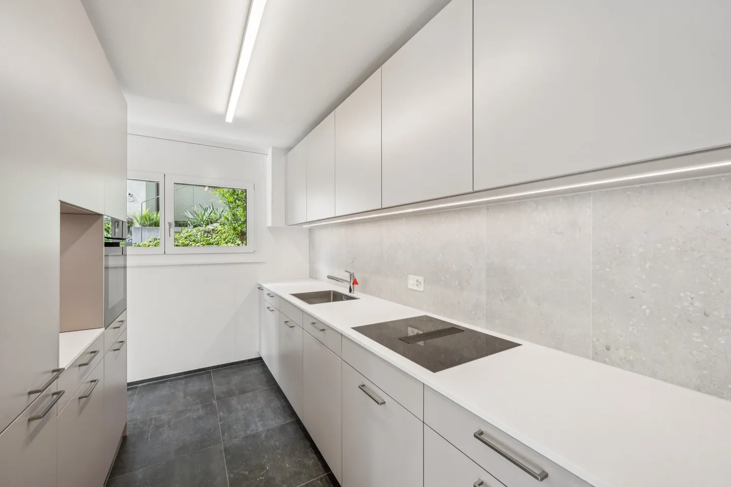 Votre nouvelle maison vous attend! - Photo 3 sur 7