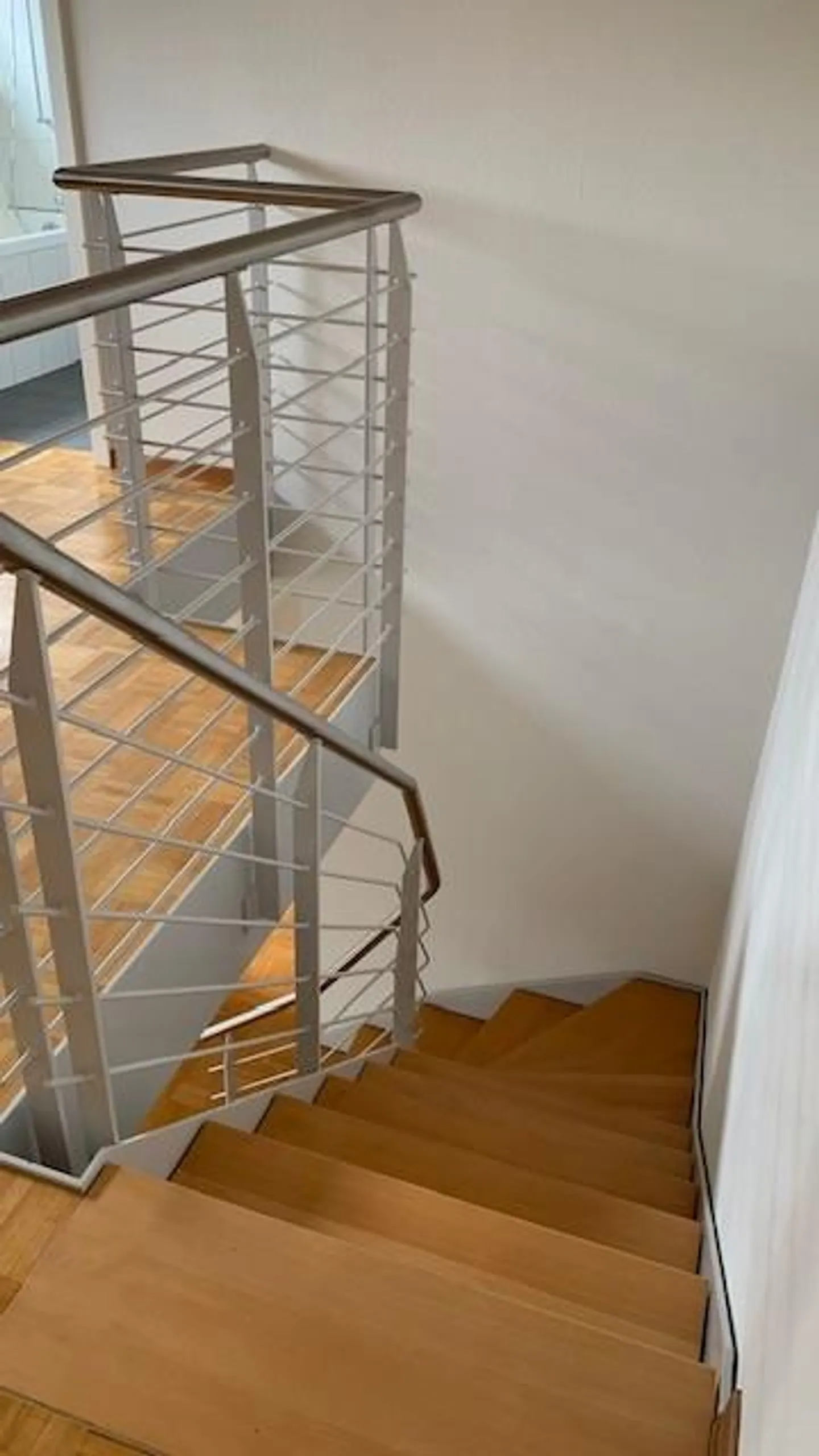 4-room maisonette apartment in an attractive residential area of the city of Lucerne - Photo 6 of 15