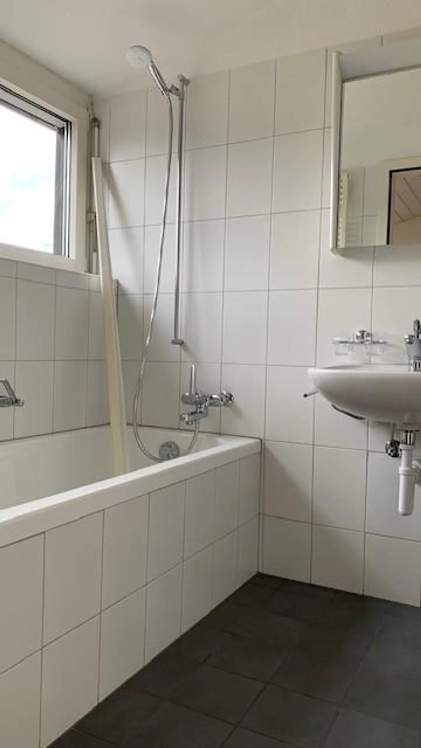 4-room maisonette apartment in an attractive residential area of the city of Lucerne - Photo 10 of 15