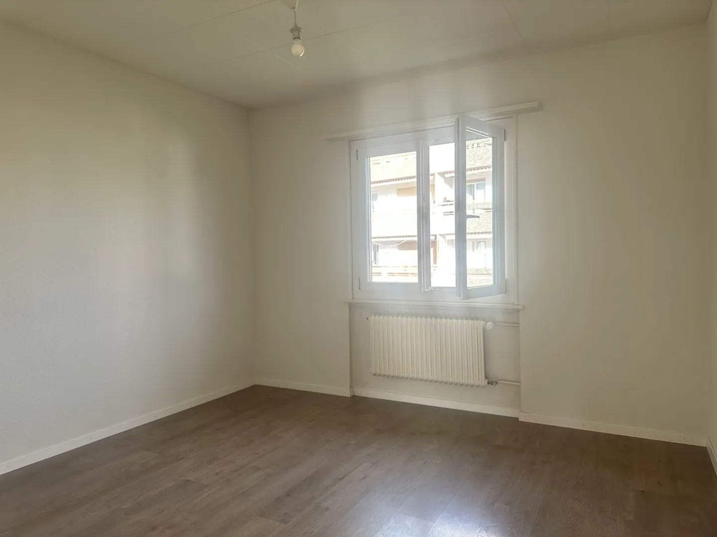 Au centre de Marly, 4,5 pièces, 96,5 m2, parking extérieur - Photo 9 sur 10