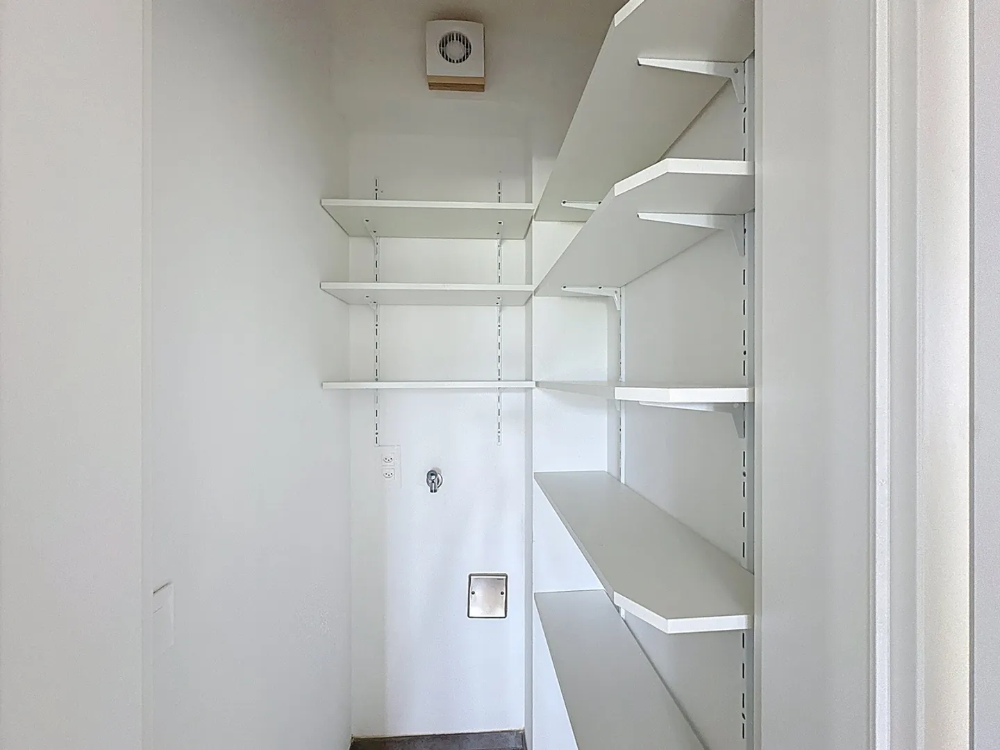 Appartamento in condominio di 4,5 locali al 1° piano - Foto 8 di 10