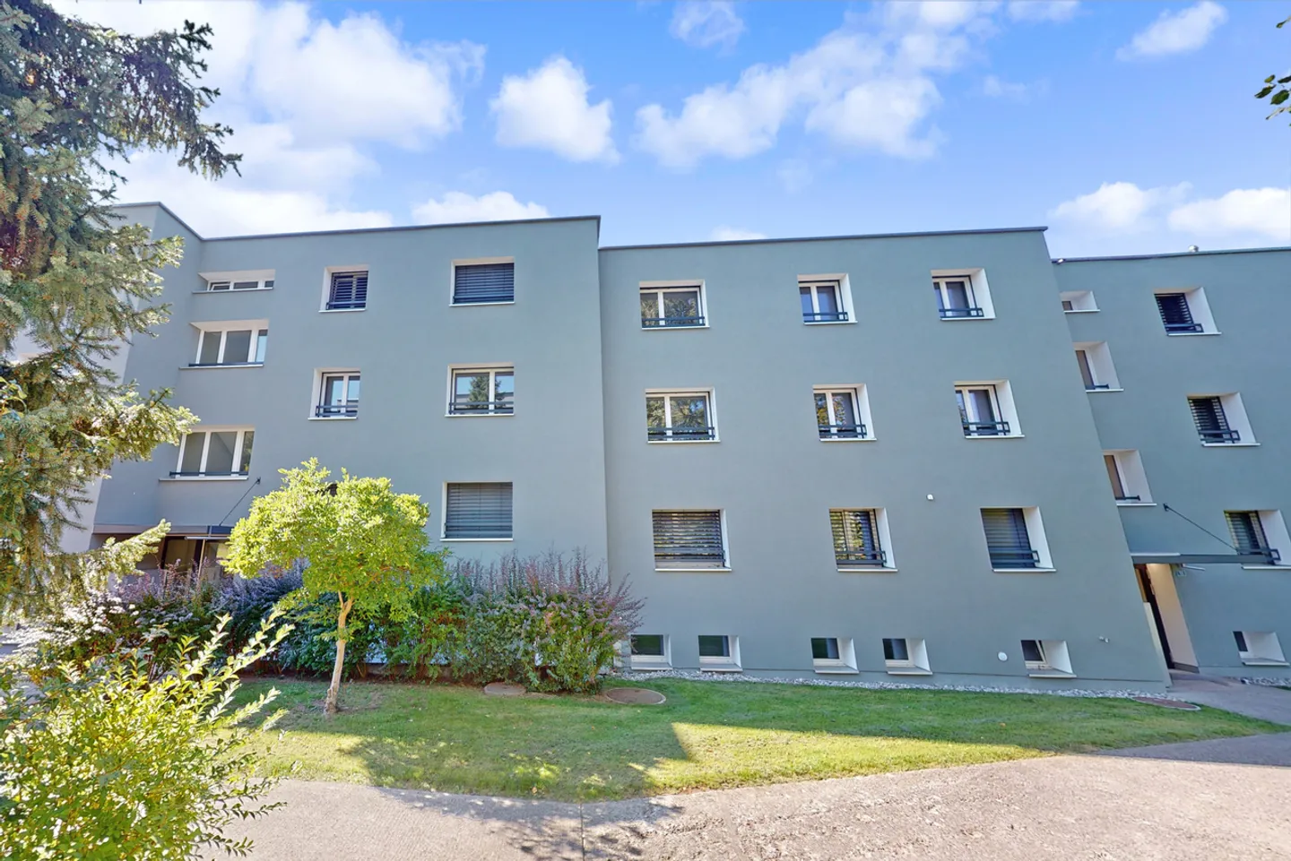 Appartement lumineux et spacieux avec coin jardin - limité jusqu'au 30.06.2027 - Photo 1 sur 6