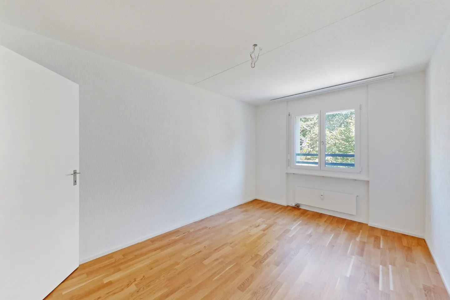 Appartement lumineux et spacieux avec coin jardin - limité jusqu'au 30.06.2027 - Photo 4 sur 6
