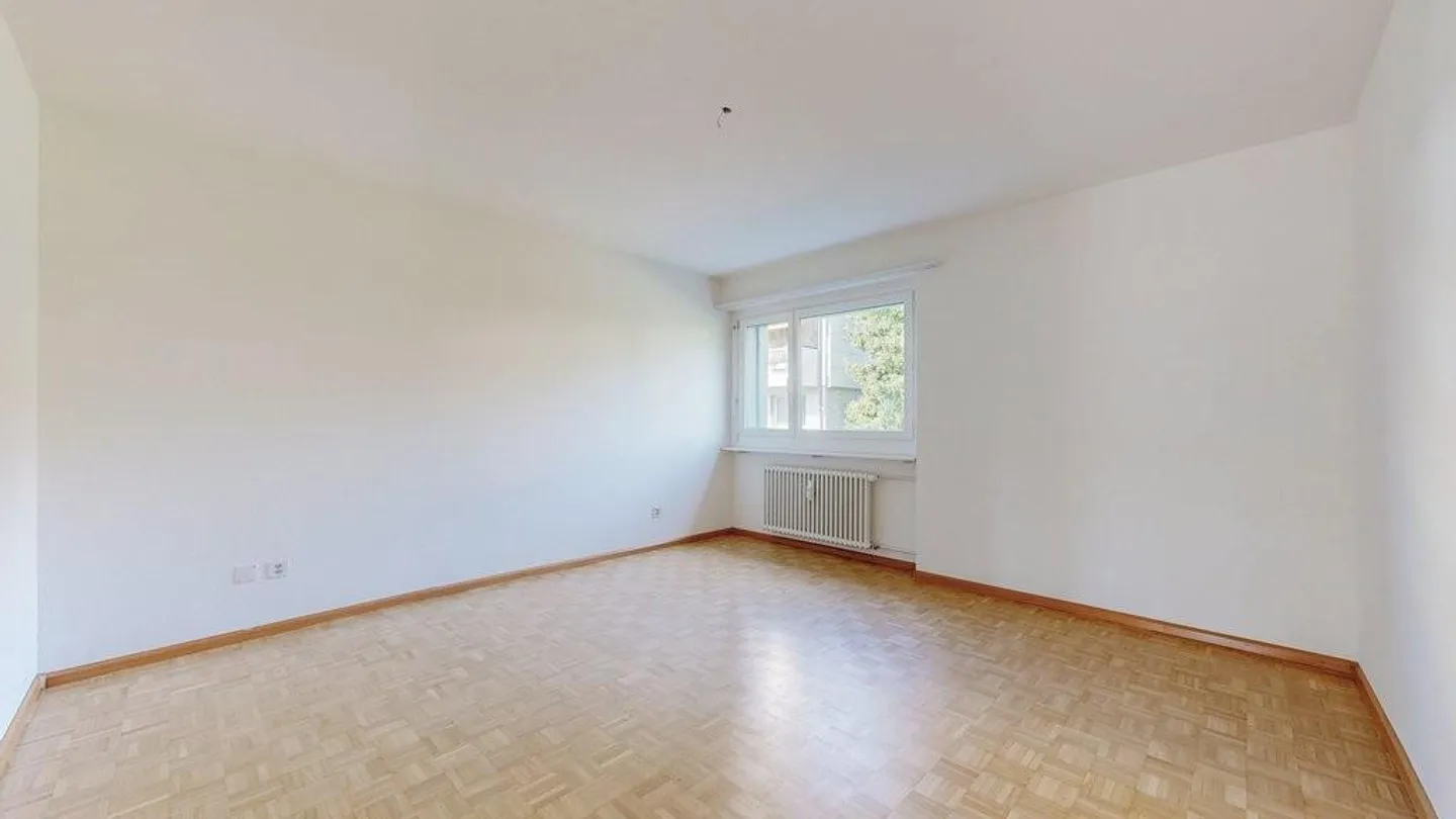 Your new family home - centrally located and with plenty of space! - Photo 8 of 12