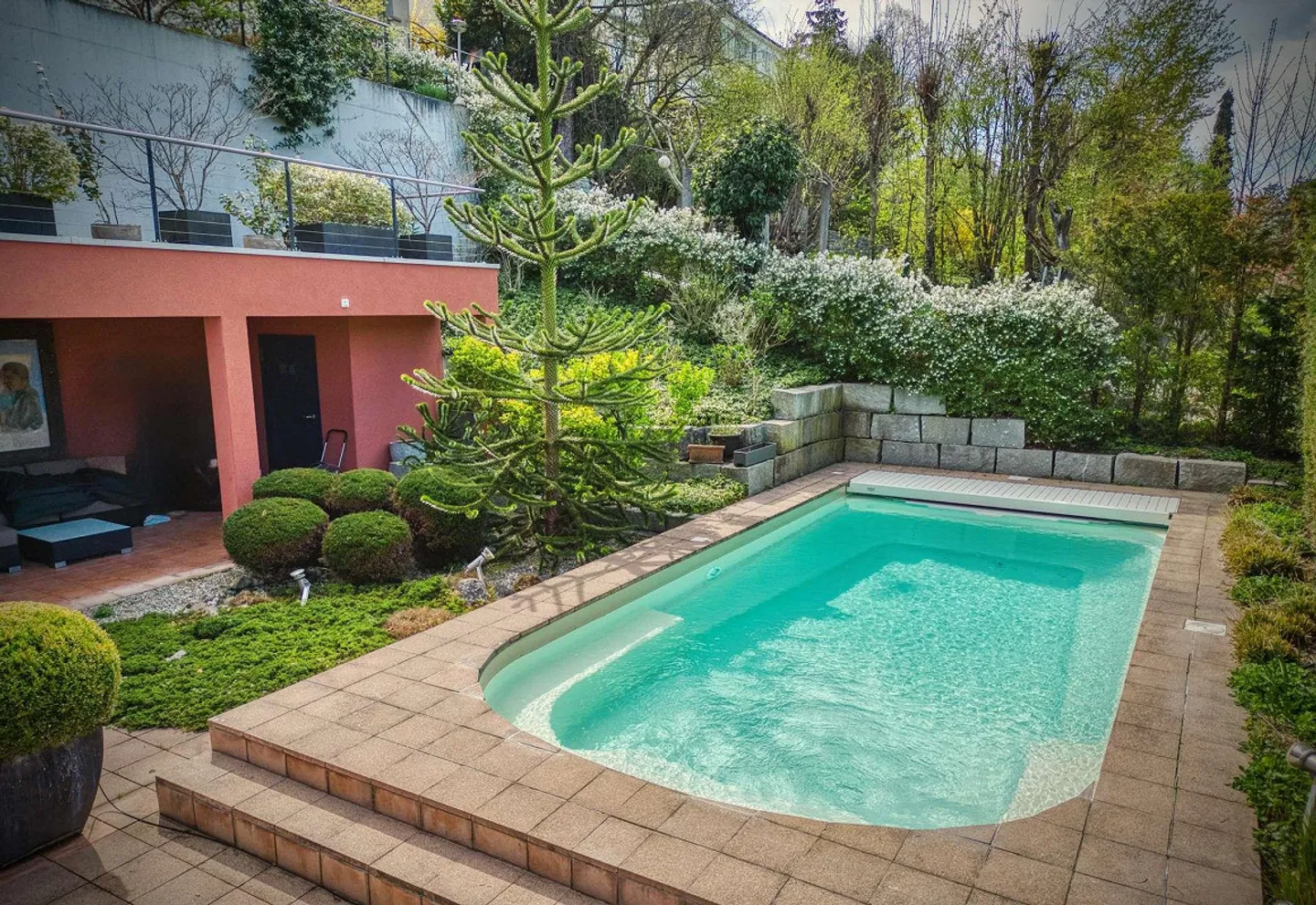 Appartamento con terrazza vicino alla città con piscina e sauna - Foto 1 di 12