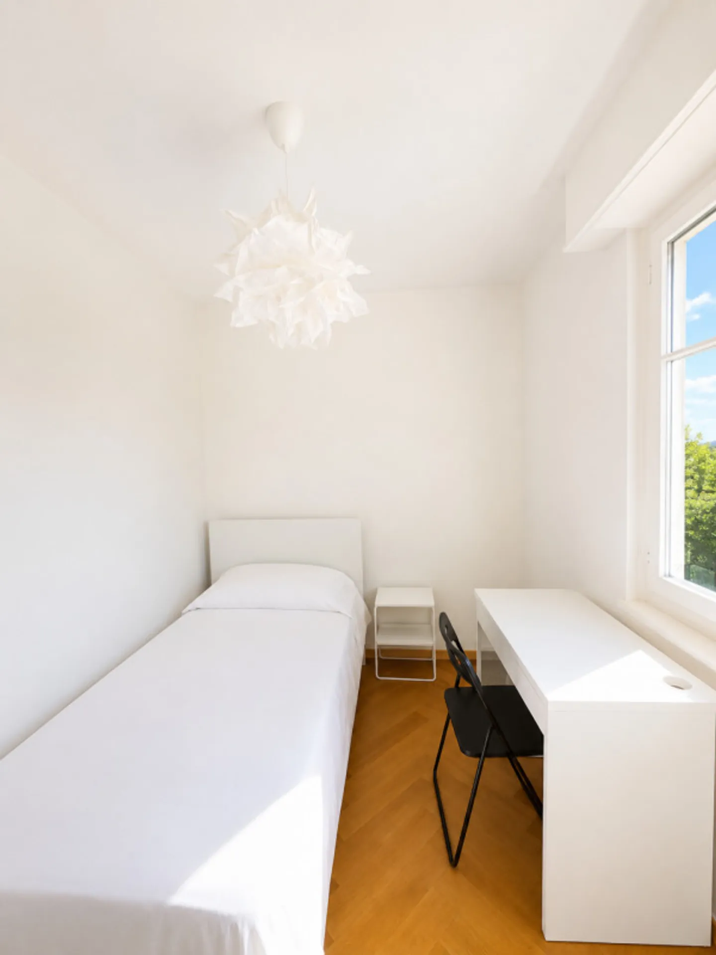 Charming apartment near the lake - Photo 22 of 25